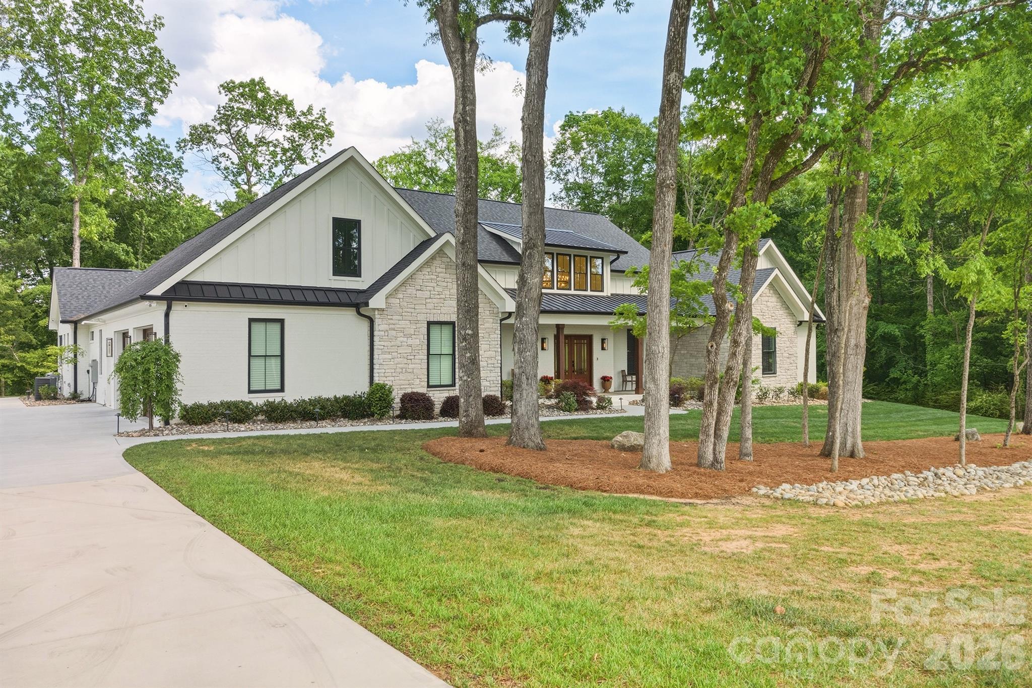 2855 Long Run Farm Road — Mount Pleasant