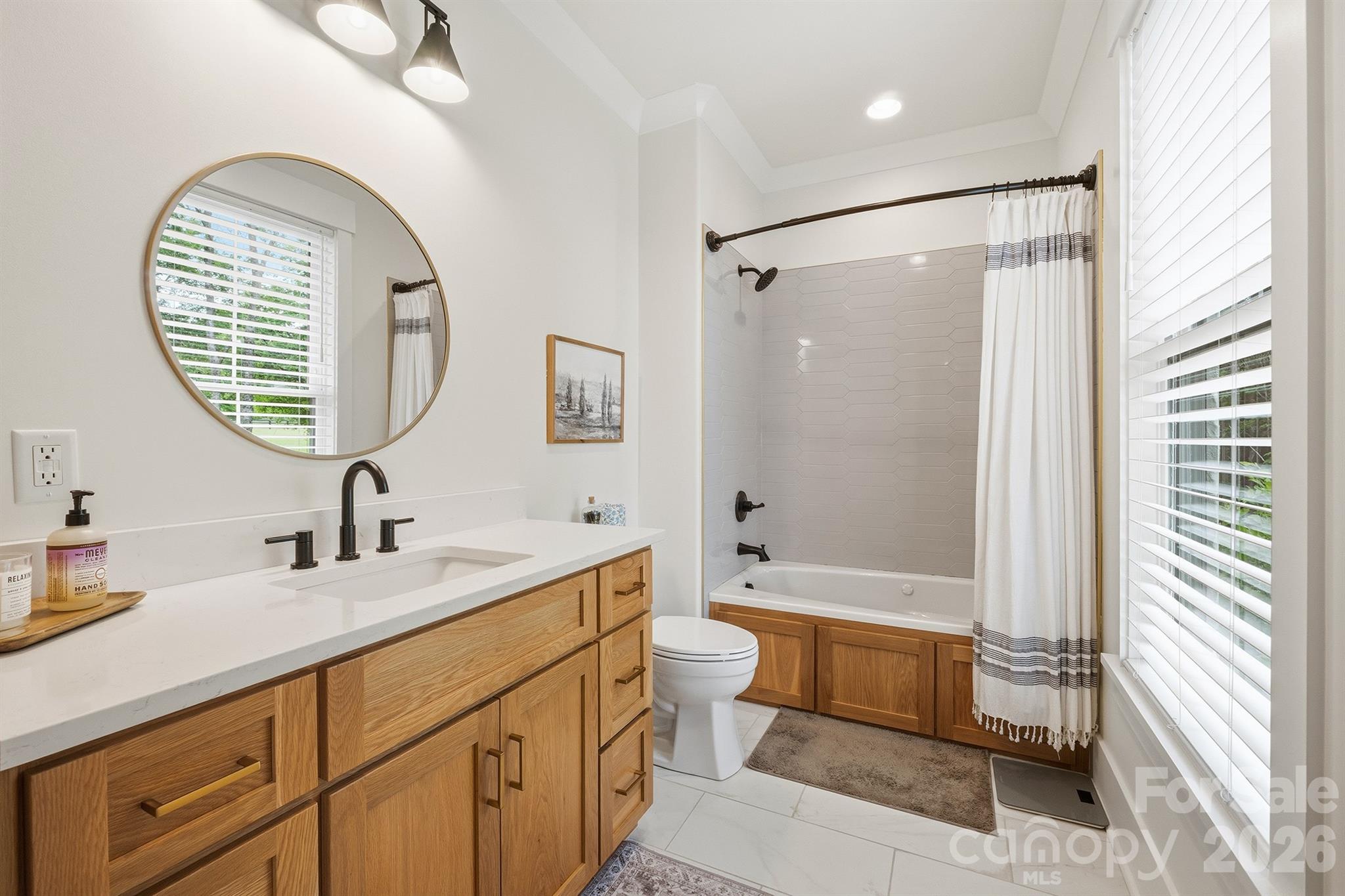 2855 Long Run Farm Road — Mount Pleasant
