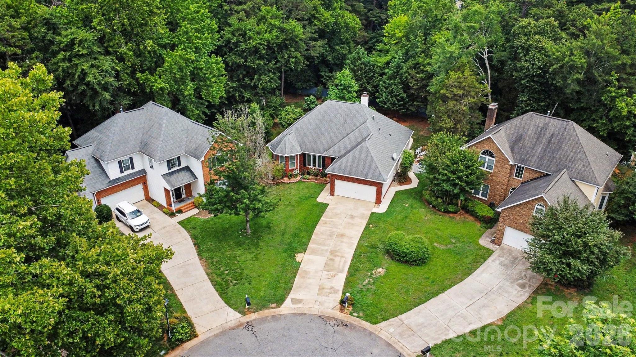 9102 Brightleaf Place — Charlotte