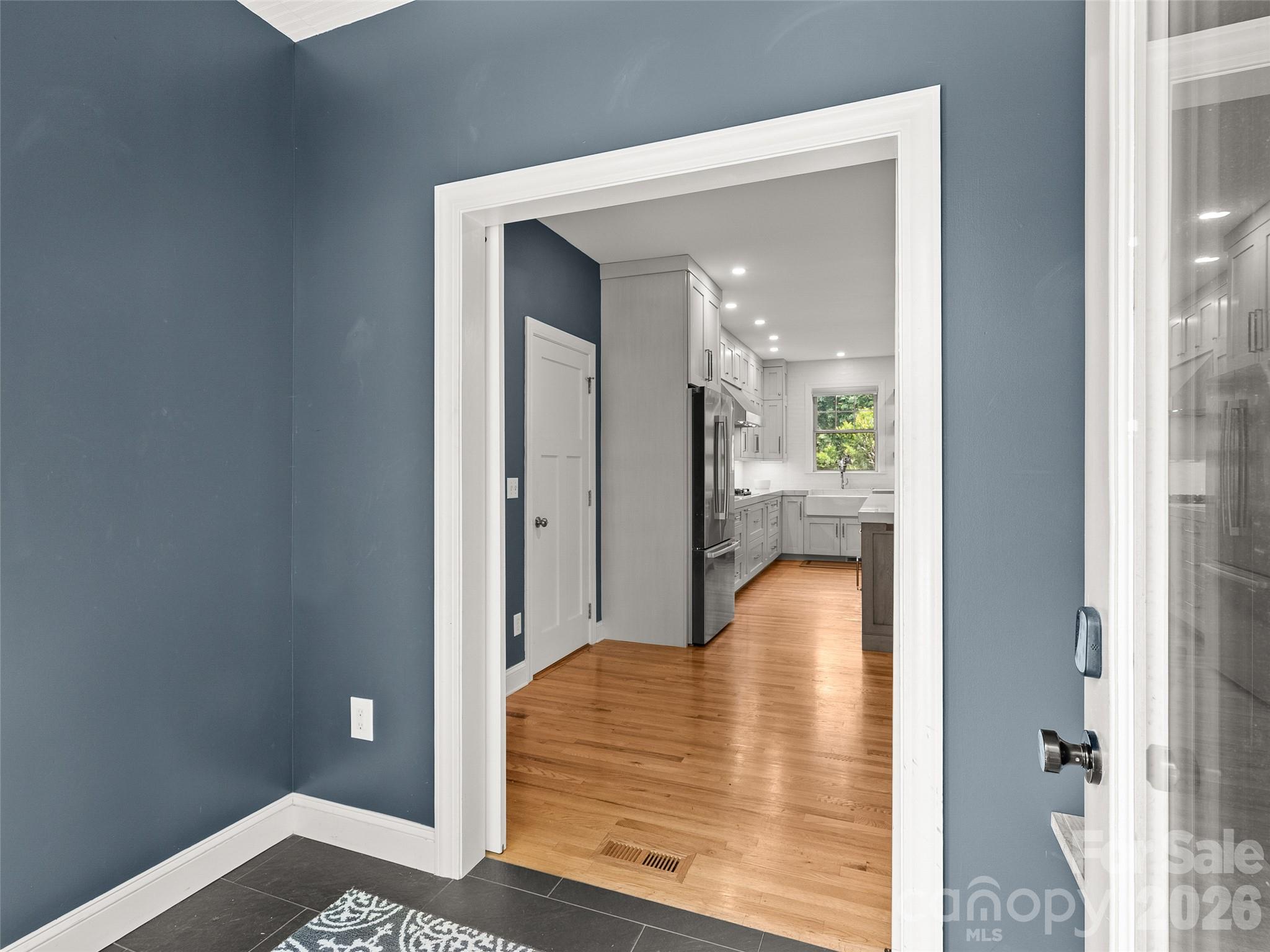1066 Columbine Road — Asheville