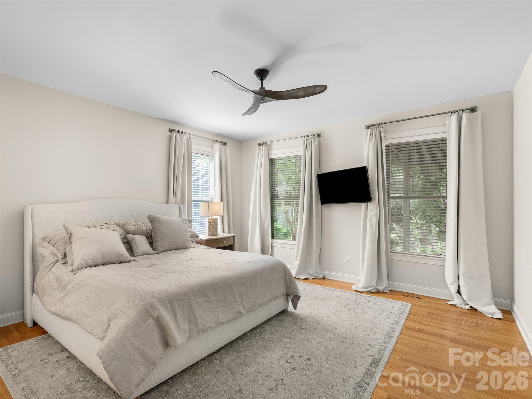 1066 Columbine Road — Asheville
