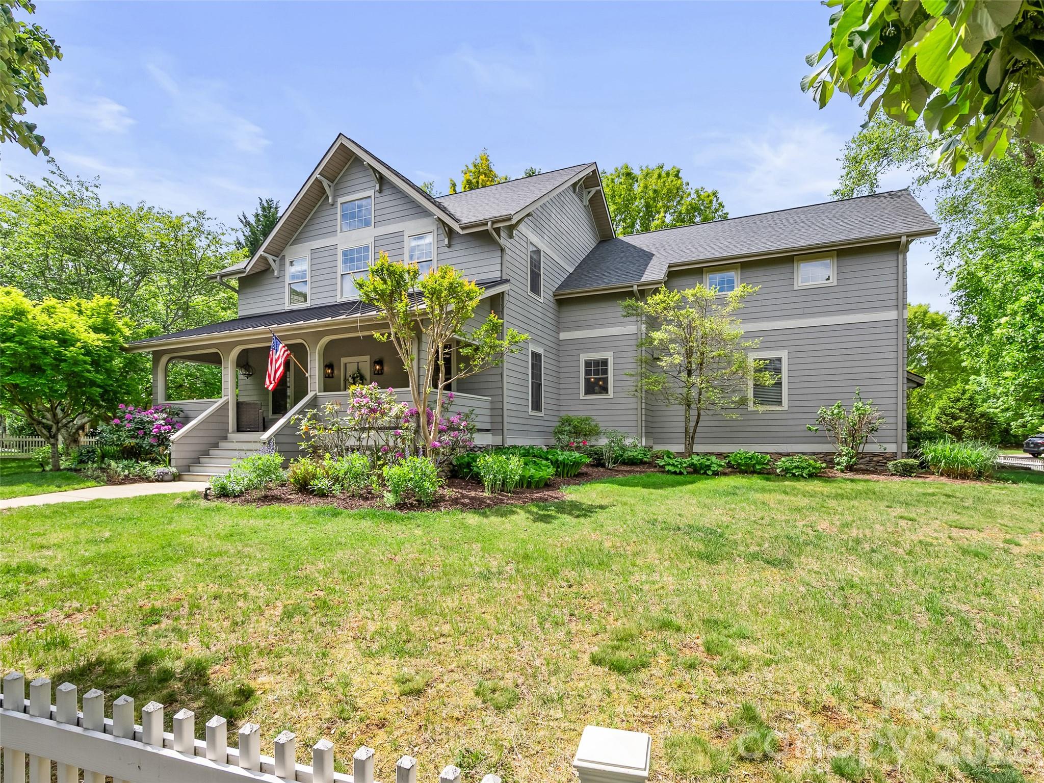 1066 Columbine Road — Asheville