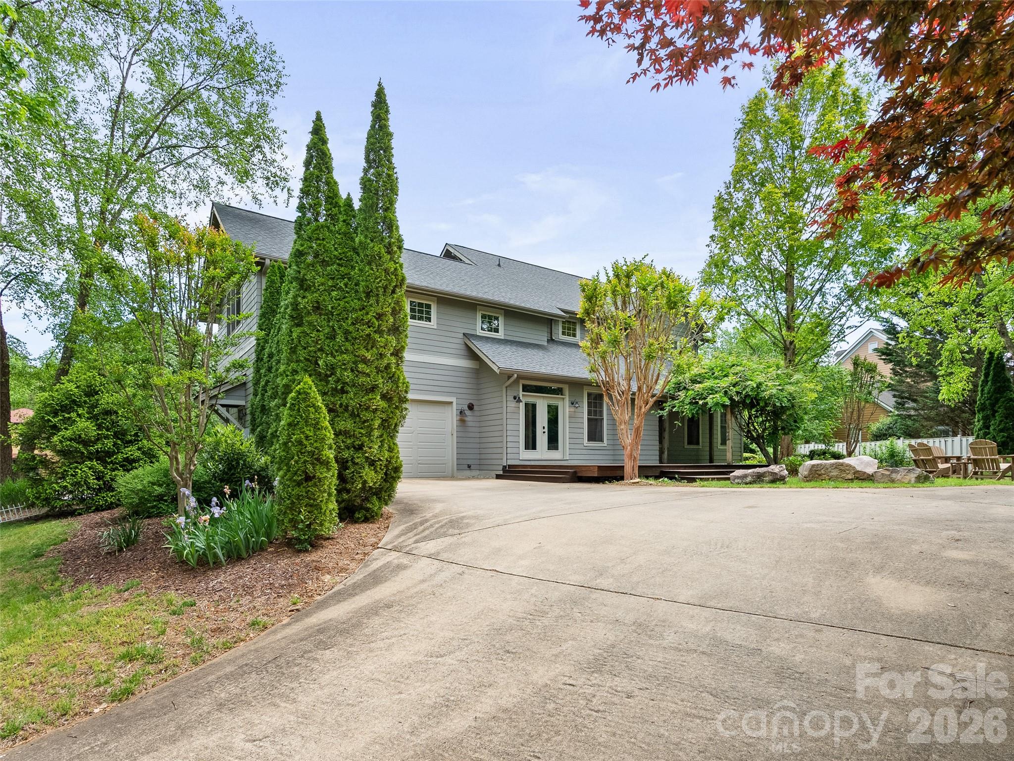 1066 Columbine Road — Asheville