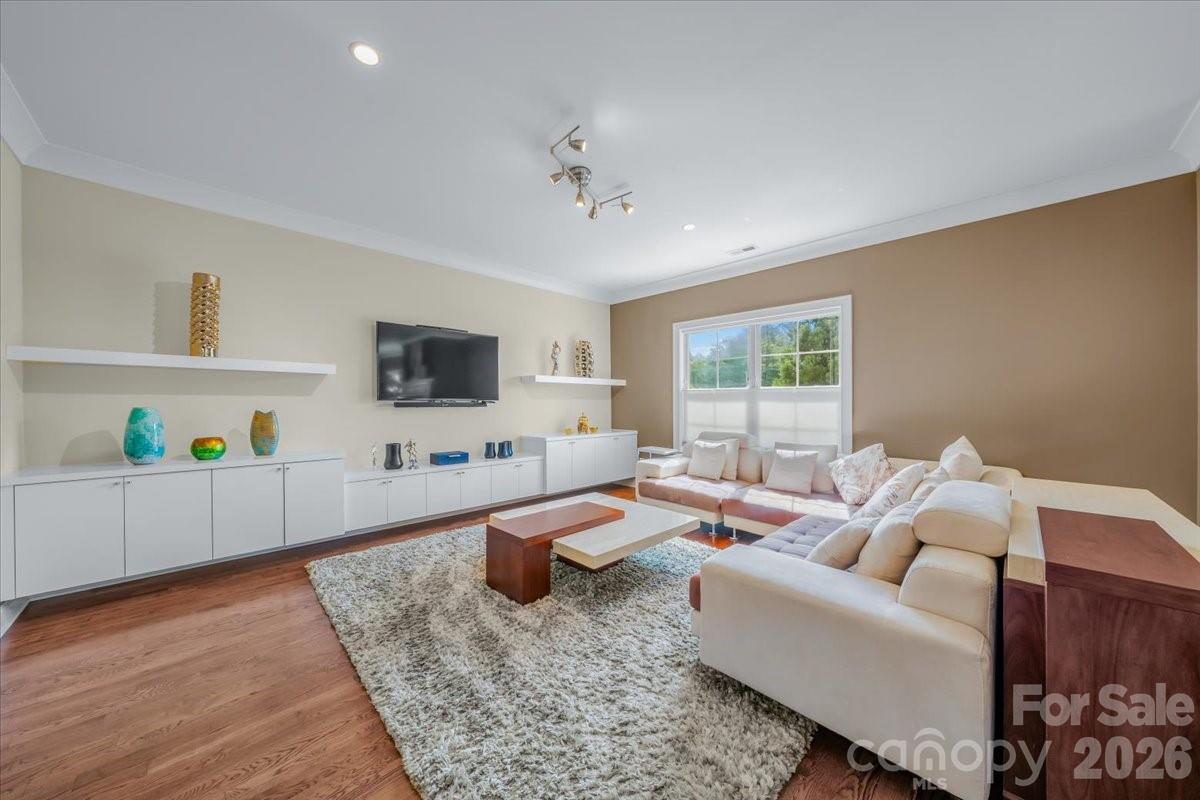 17136 Carolina Academy Road — Charlotte