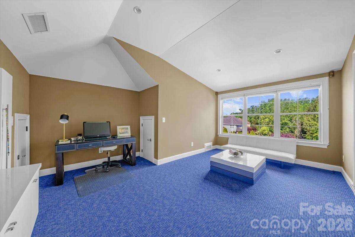 17136 Carolina Academy Road — Charlotte