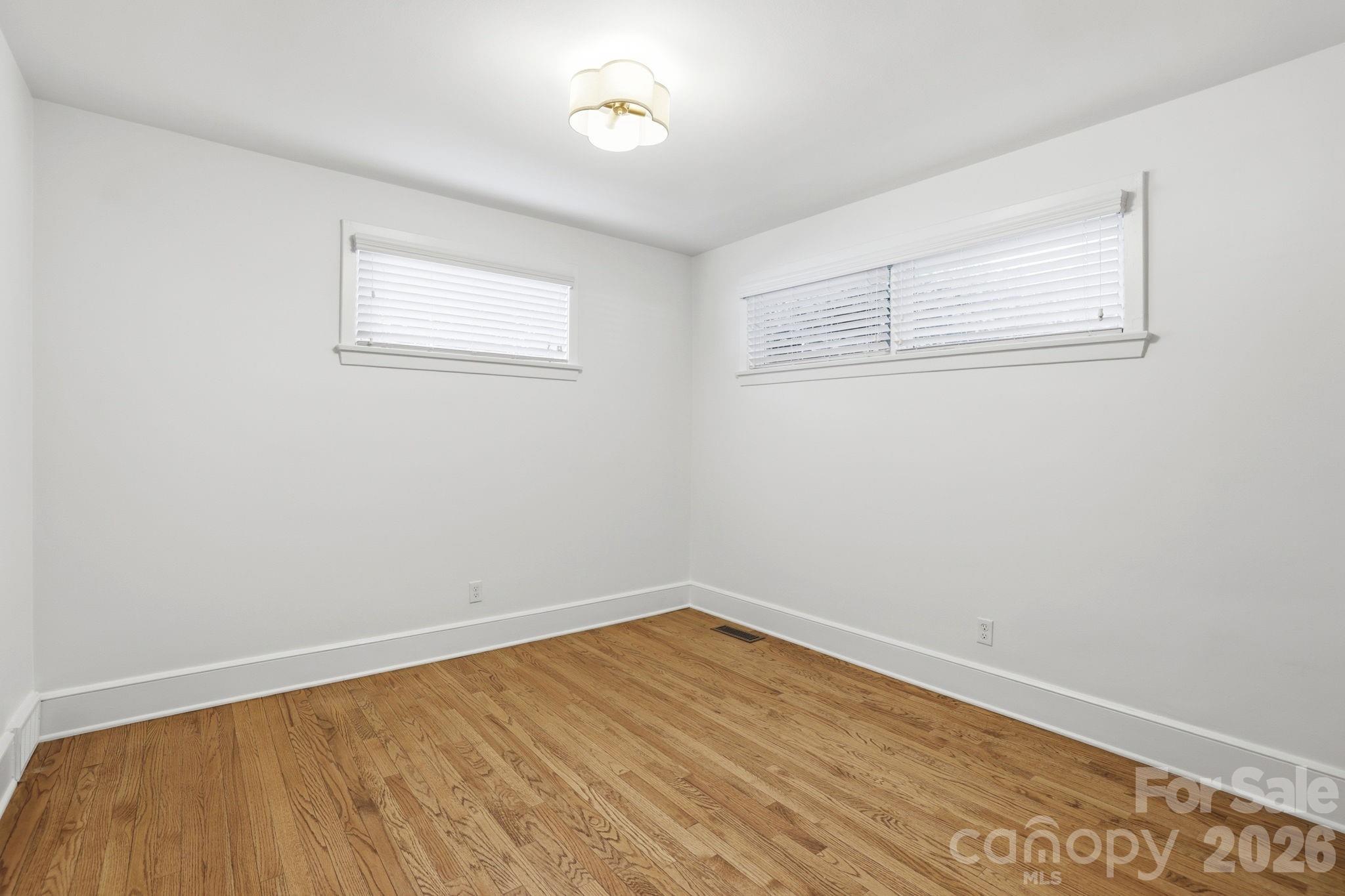 4500 Woodlark Lane — Charlotte