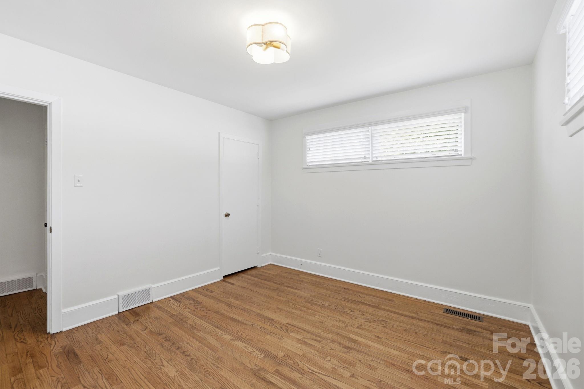4500 Woodlark Lane — Charlotte