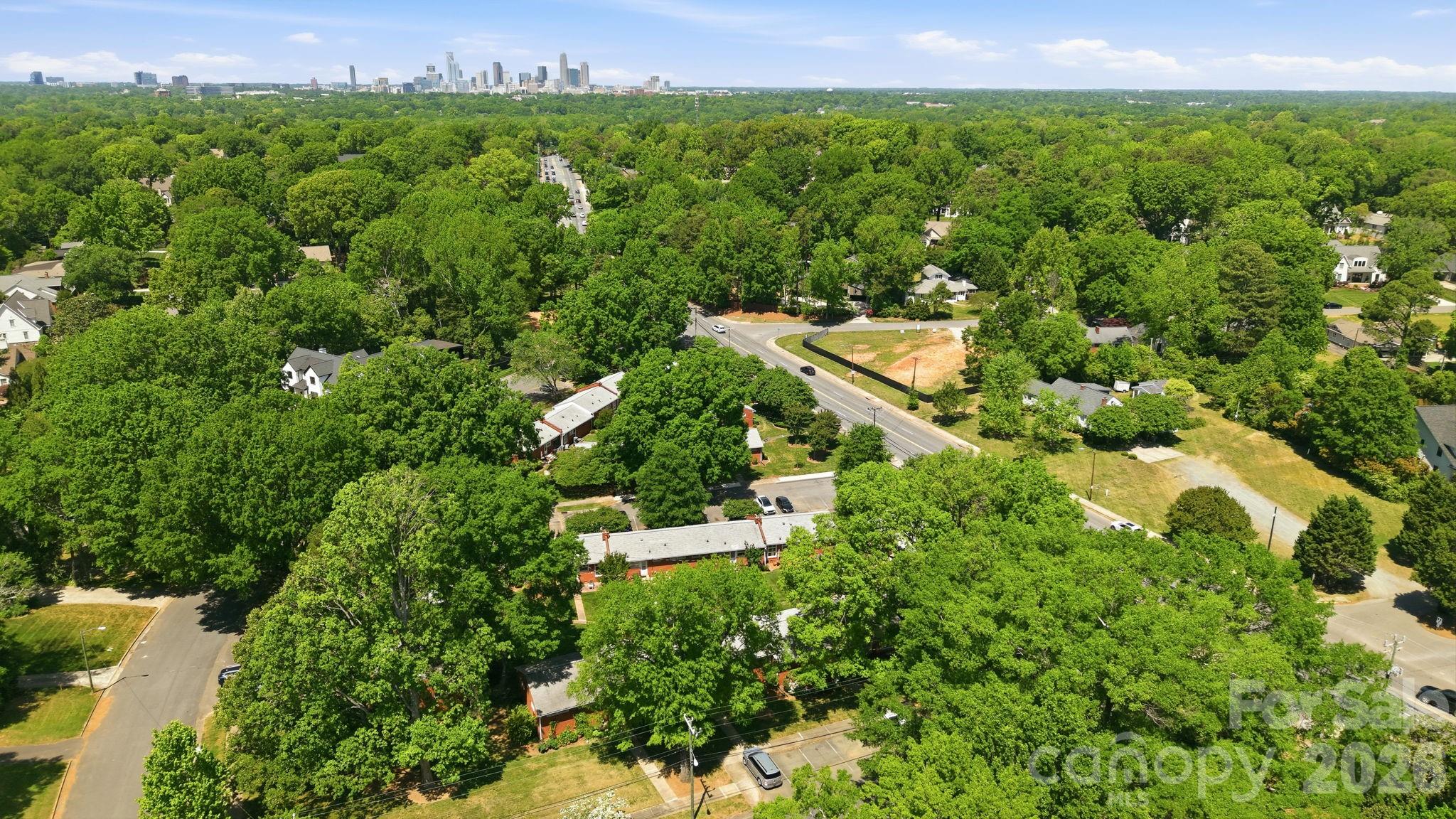 4500 Woodlark Lane — Charlotte