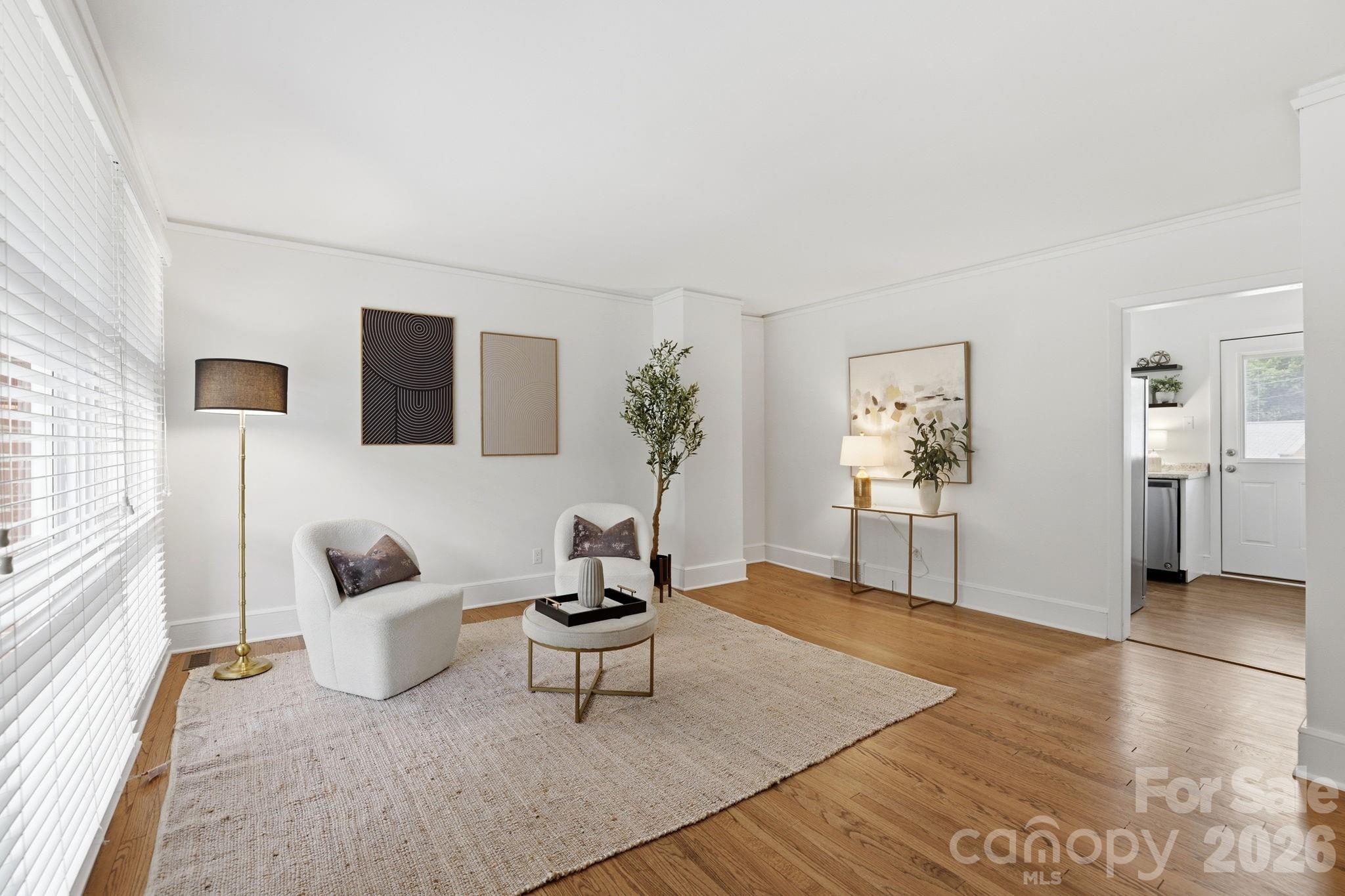 4500 Woodlark Lane — Charlotte