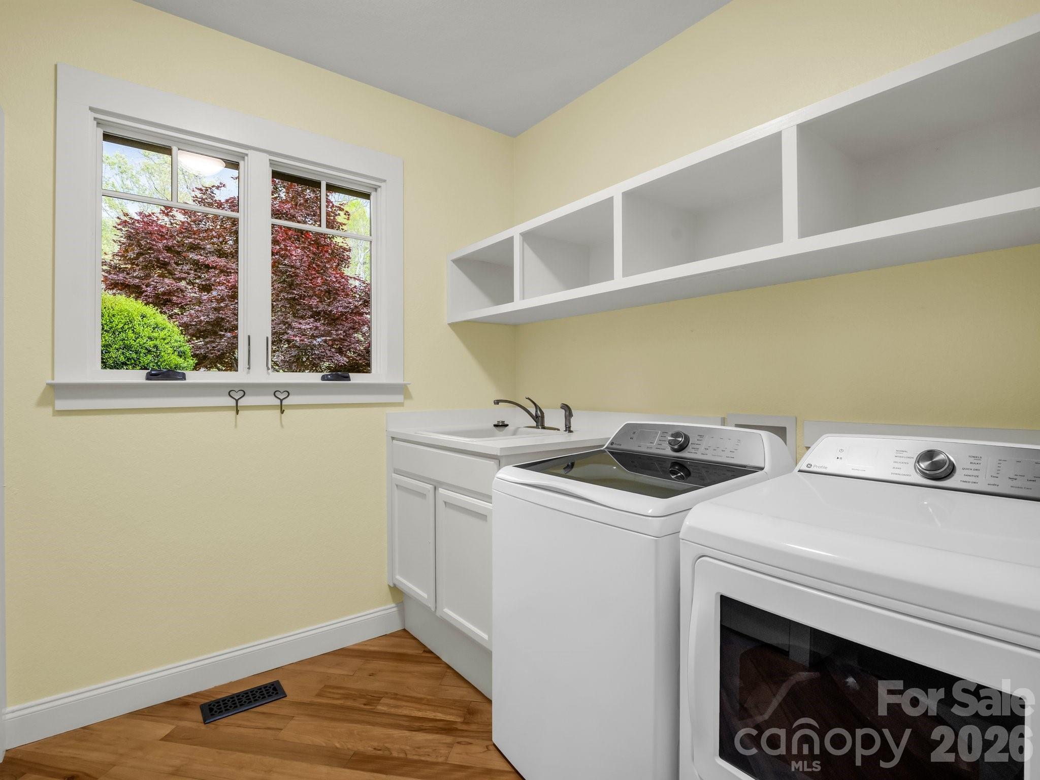 111 Arabesque Way — Lake Lure