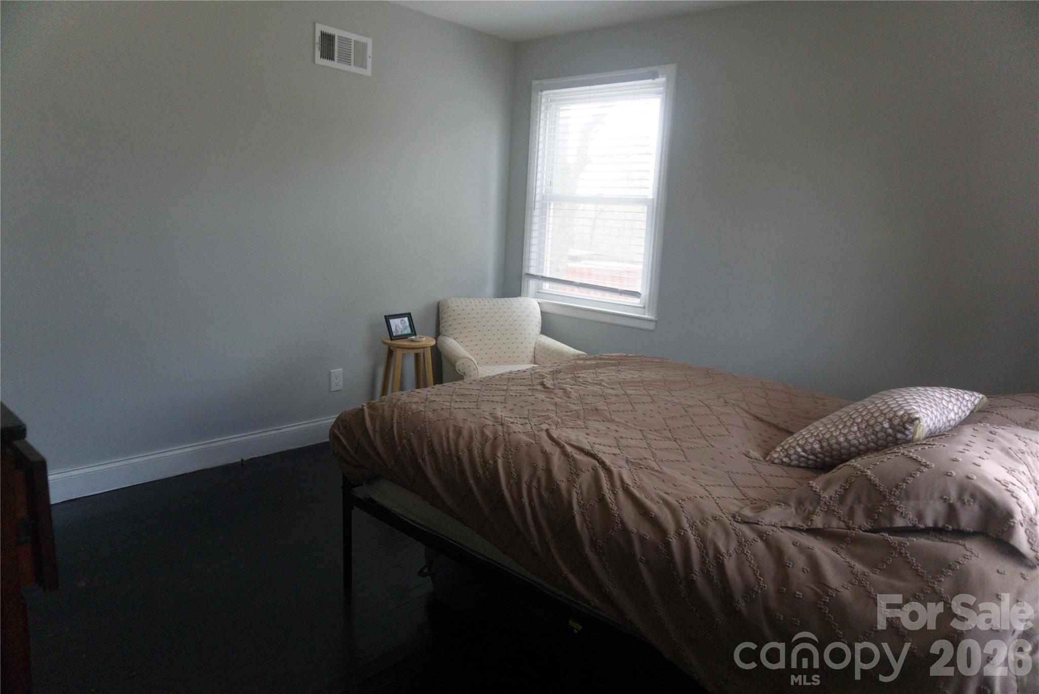 2851 Burbank Drive — Charlotte