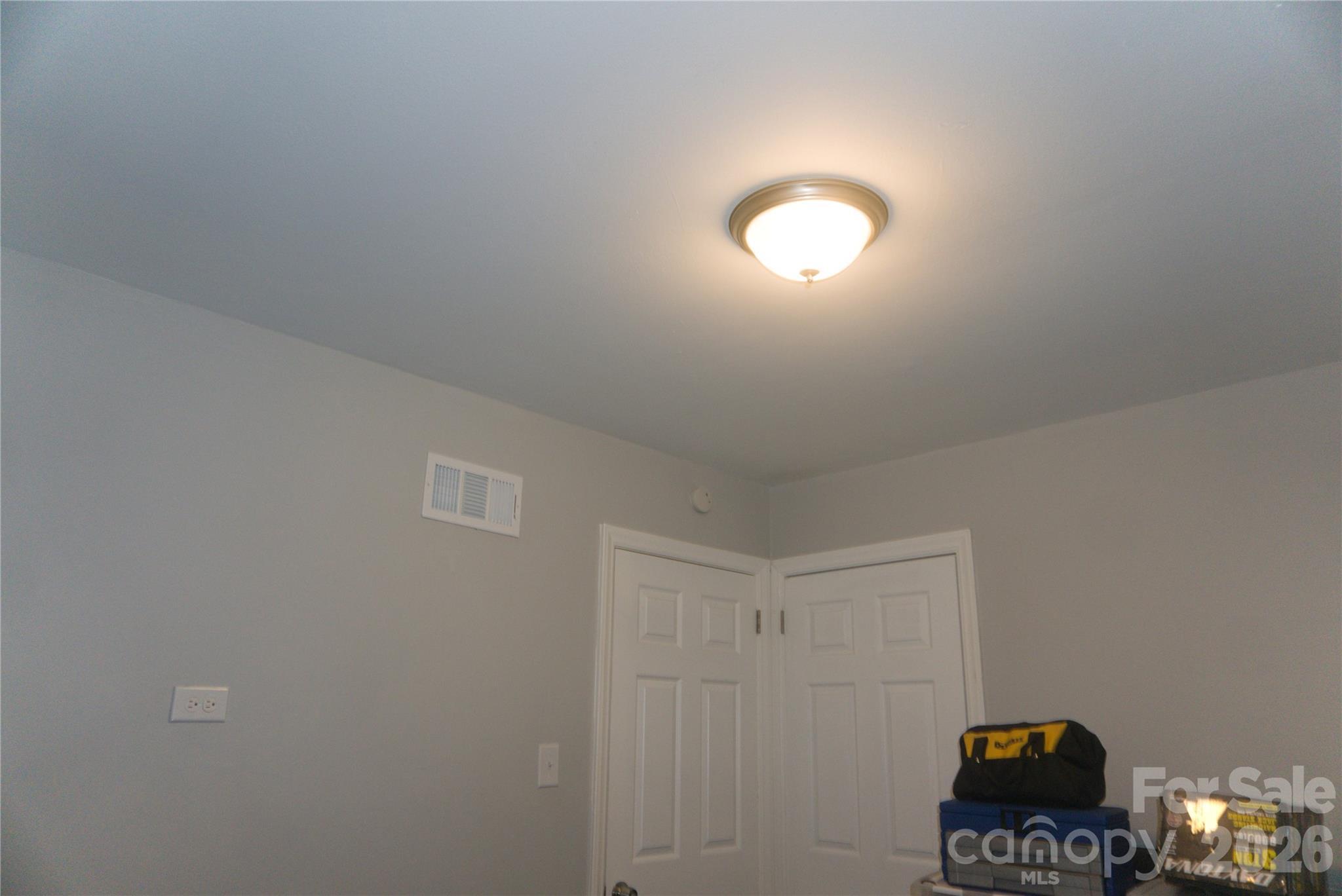 2851 Burbank Drive — Charlotte