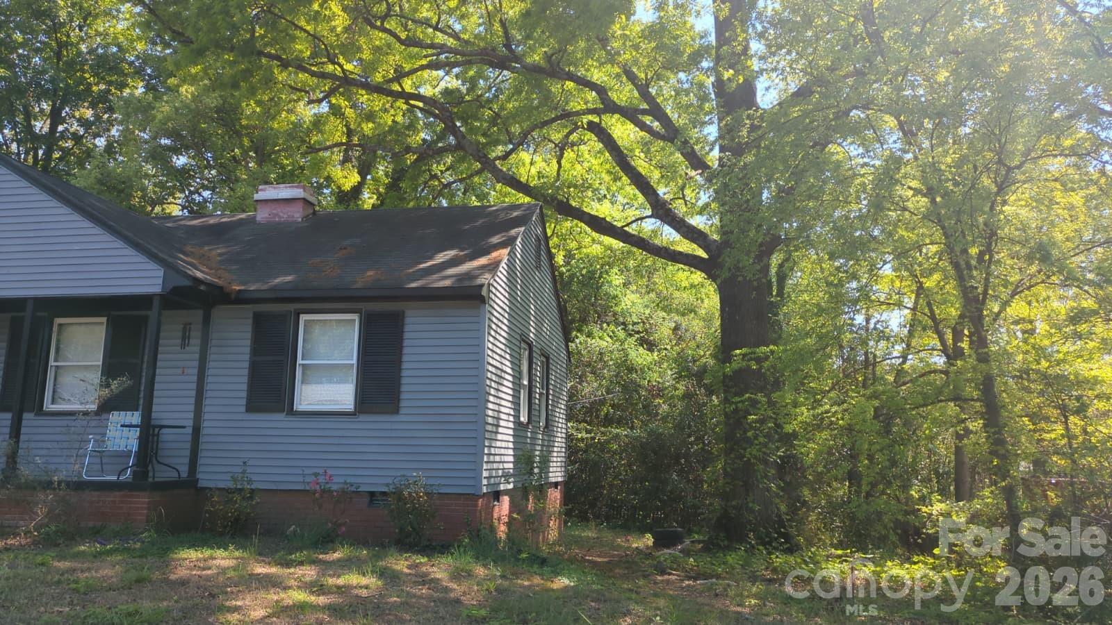 2851 Burbank Drive — Charlotte