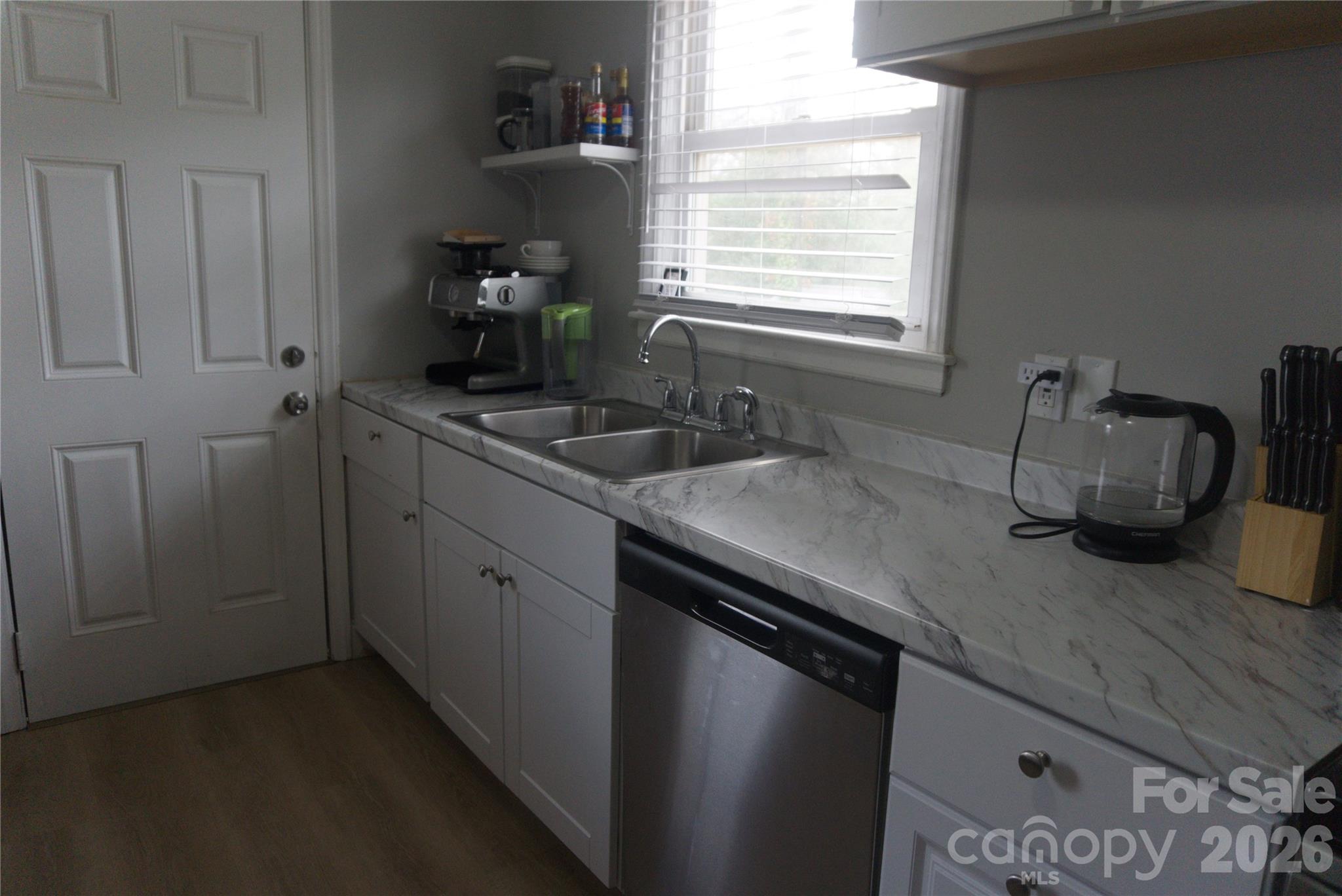 2851 Burbank Drive — Charlotte