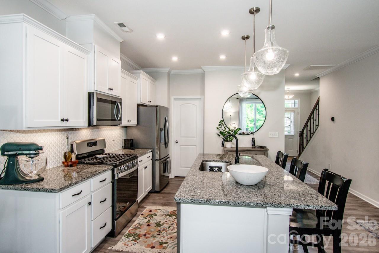 18036 Pear Hawthorne Drive — Huntersville