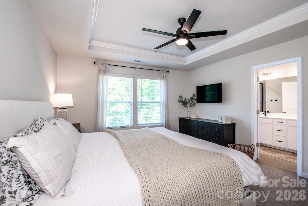 18036 Pear Hawthorne Drive — Huntersville