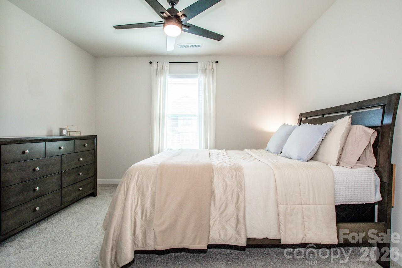 18036 Pear Hawthorne Drive — Huntersville