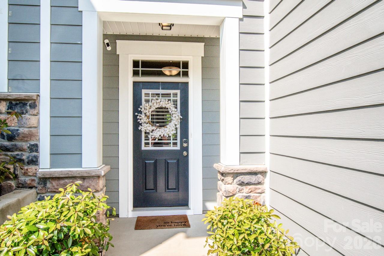 18036 Pear Hawthorne Drive — Huntersville