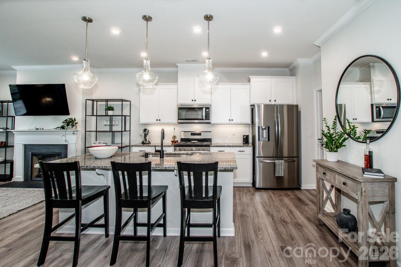 18036 Pear Hawthorne Drive — Huntersville