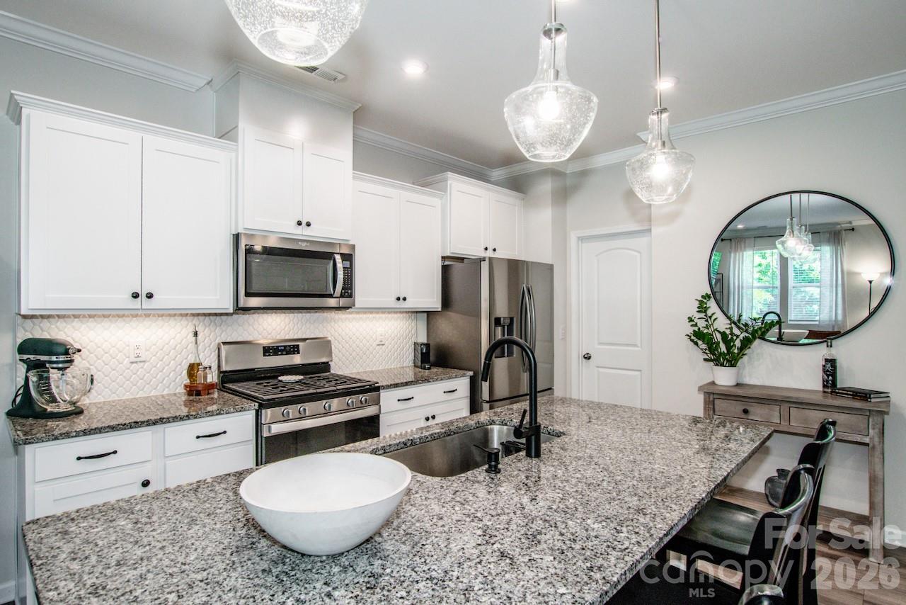 18036 Pear Hawthorne Drive — Huntersville
