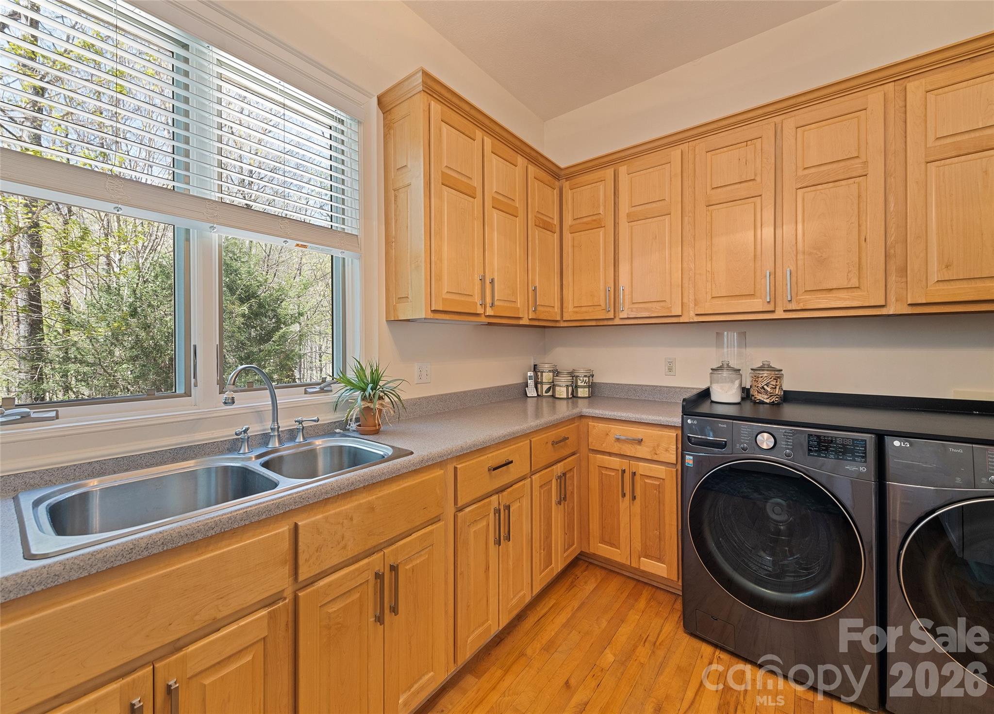 194 Catawba Lane — Waynesville