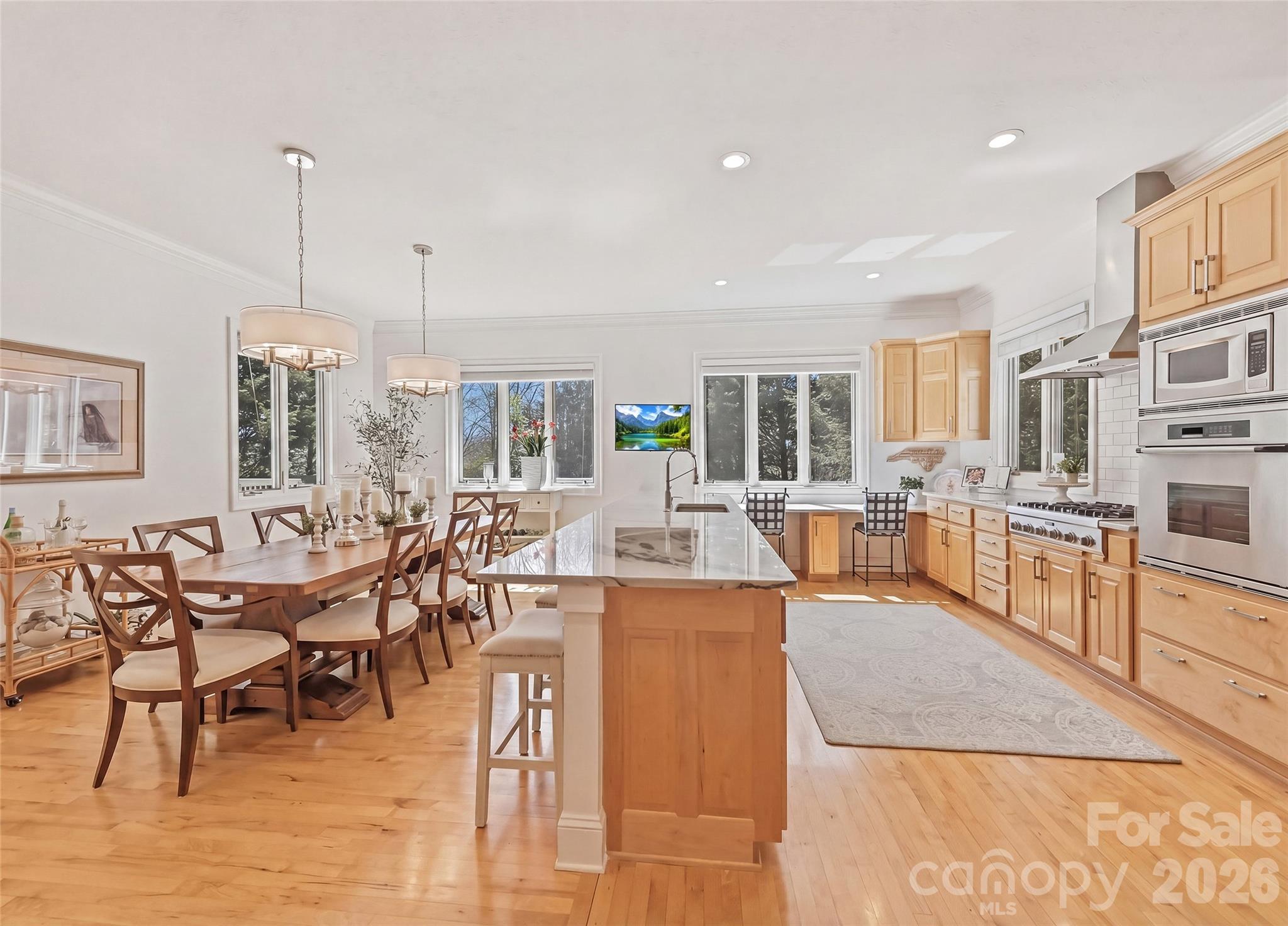 194 Catawba Lane — Waynesville