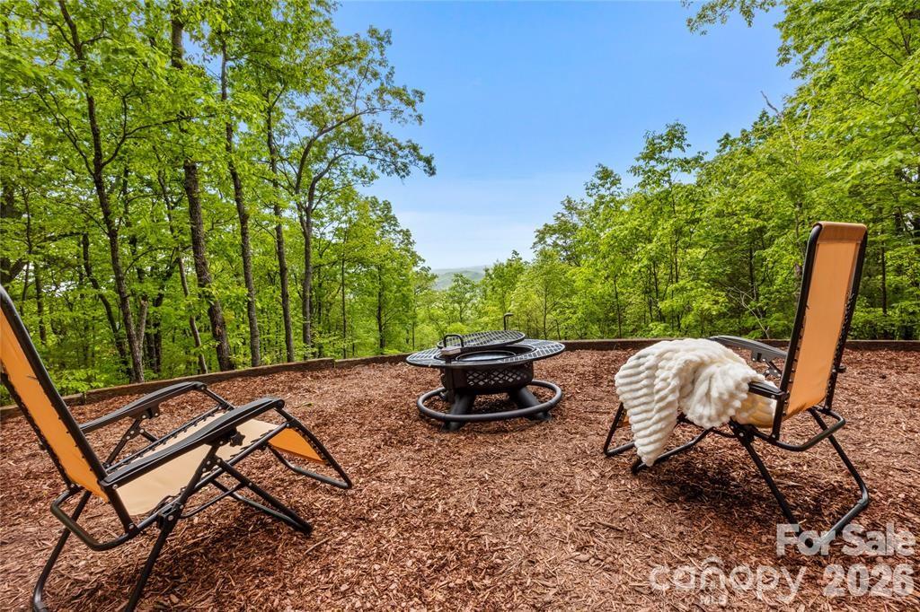 153 Chetan Way — Lake Lure
