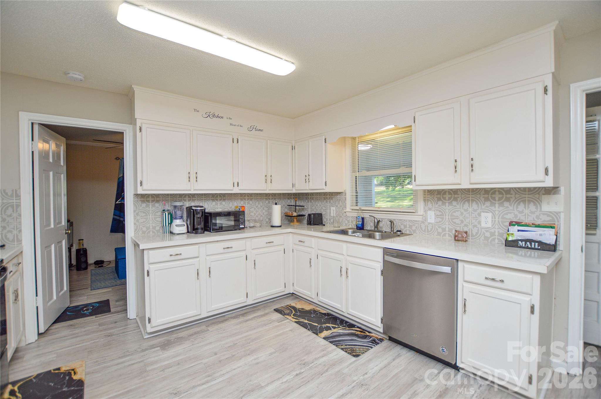 97 Robin Road — Wadesboro