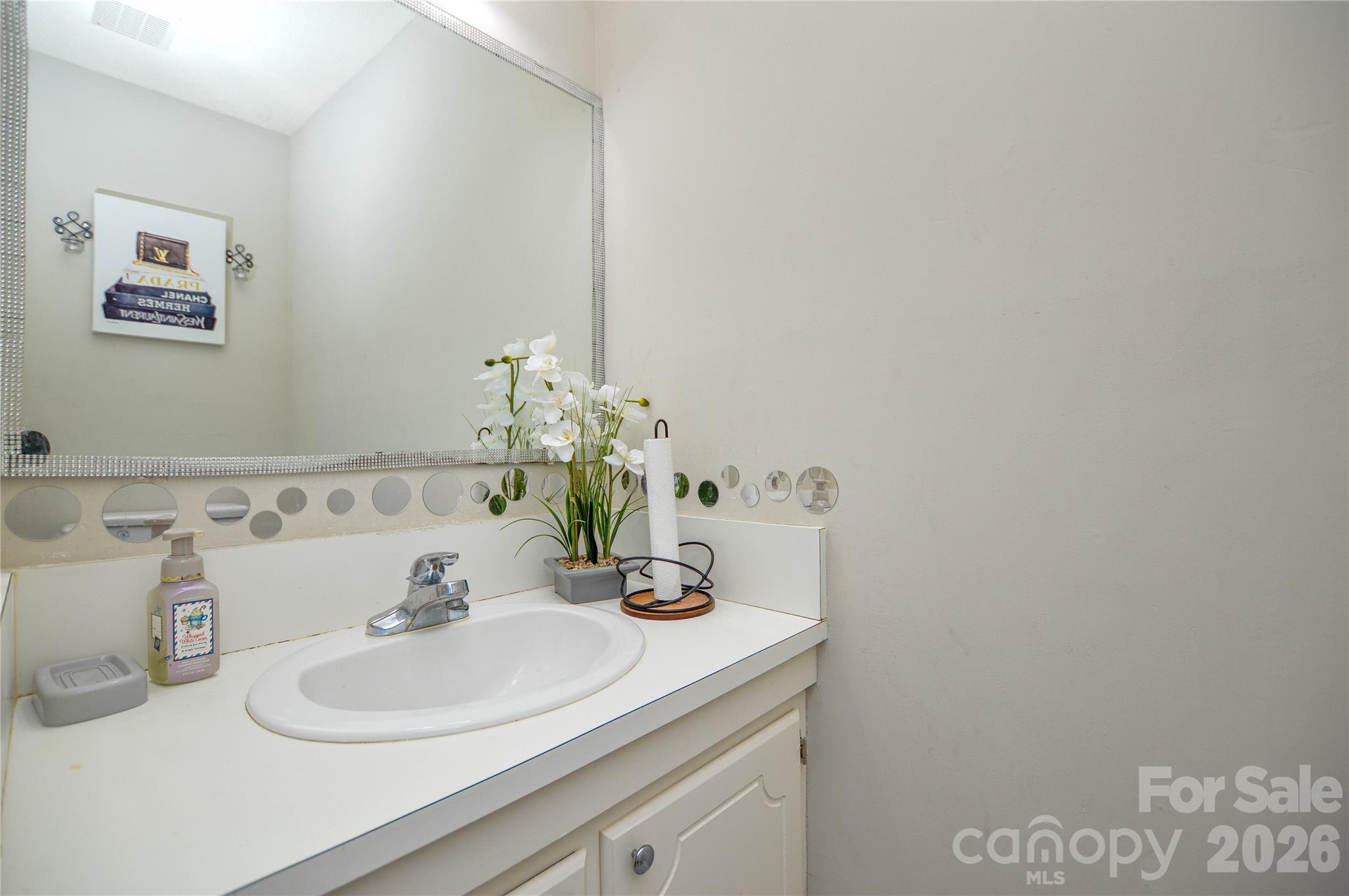 97 Robin Road — Wadesboro
