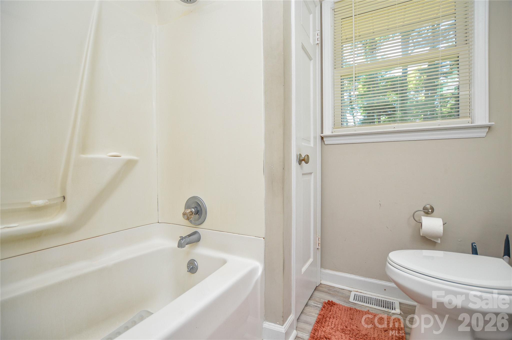 97 Robin Road — Wadesboro