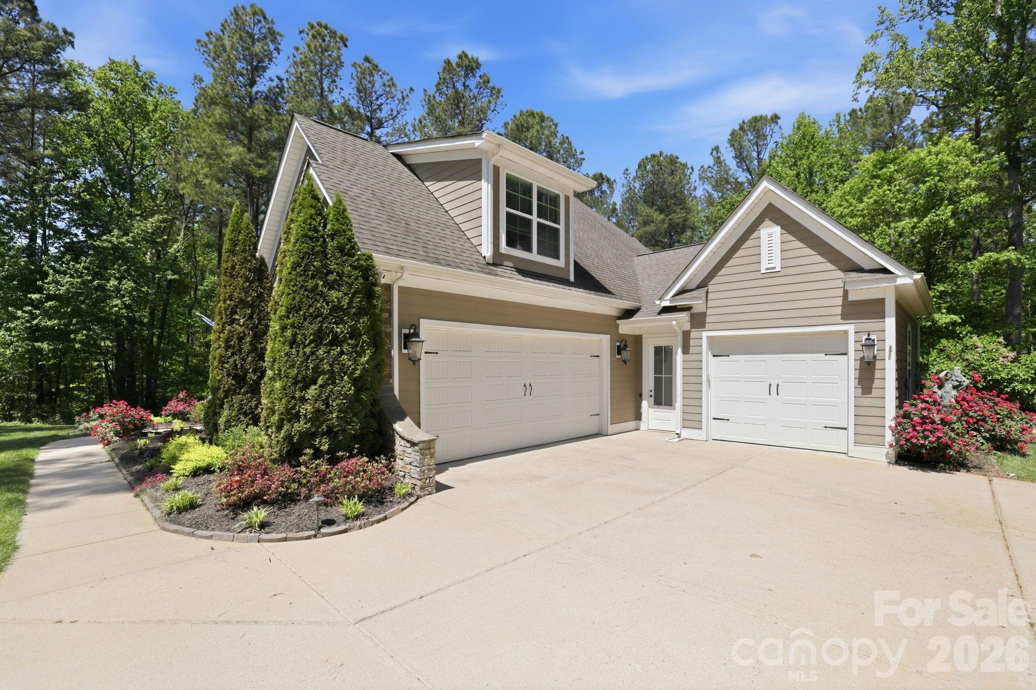1026 Ledge Wood Lane — Clover