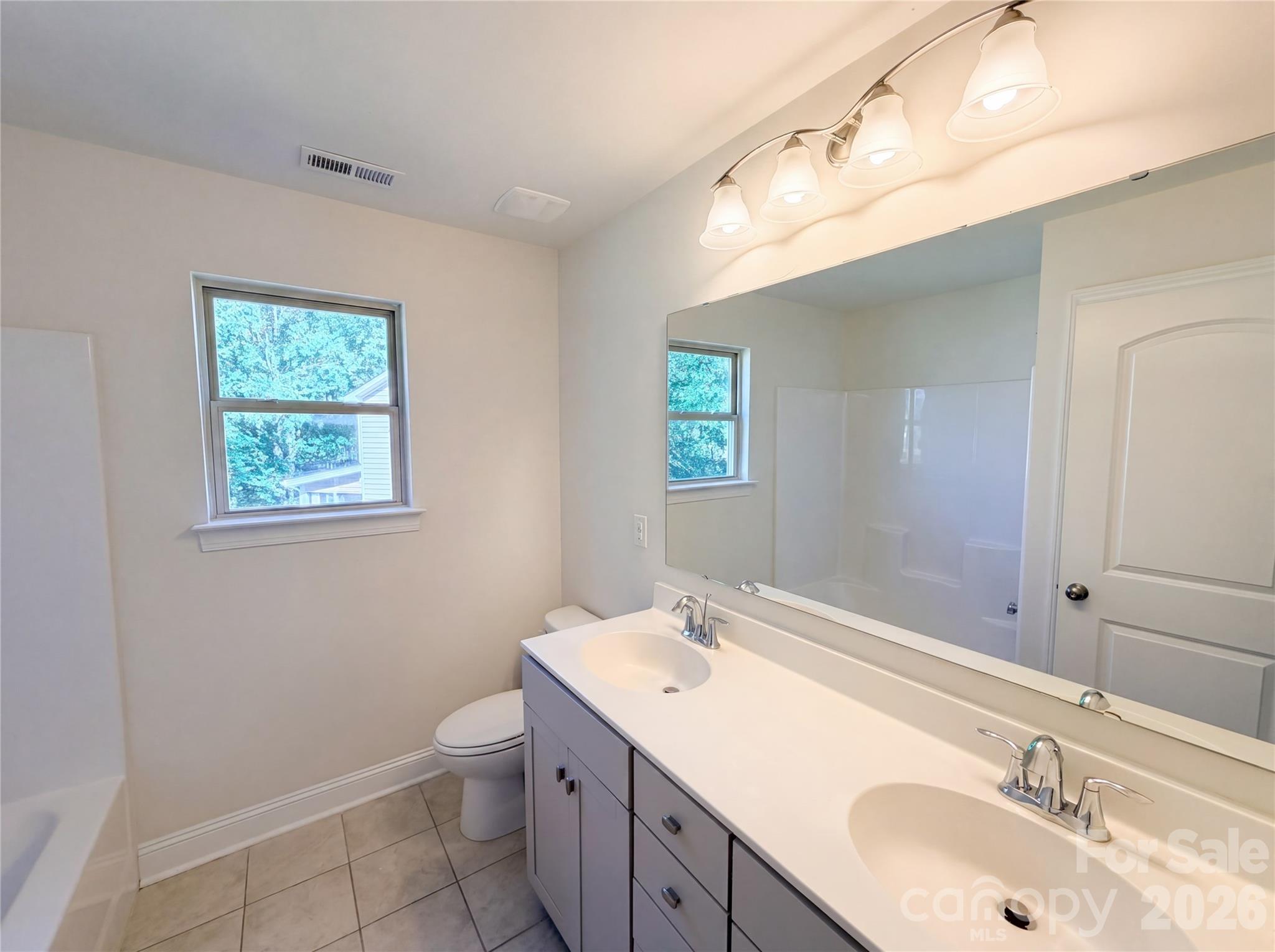 1908 Cantrell Court — Stallings