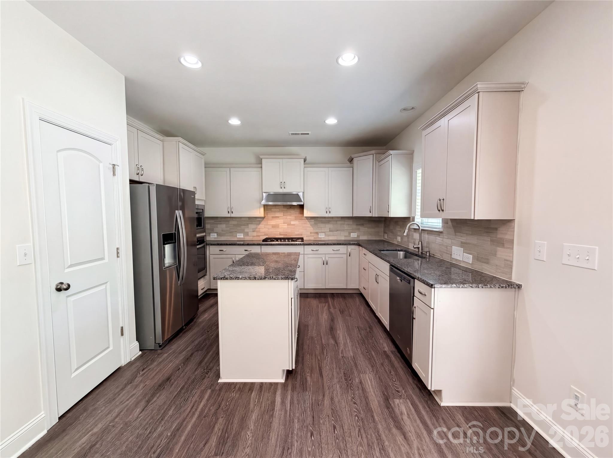 1908 Cantrell Court — Stallings