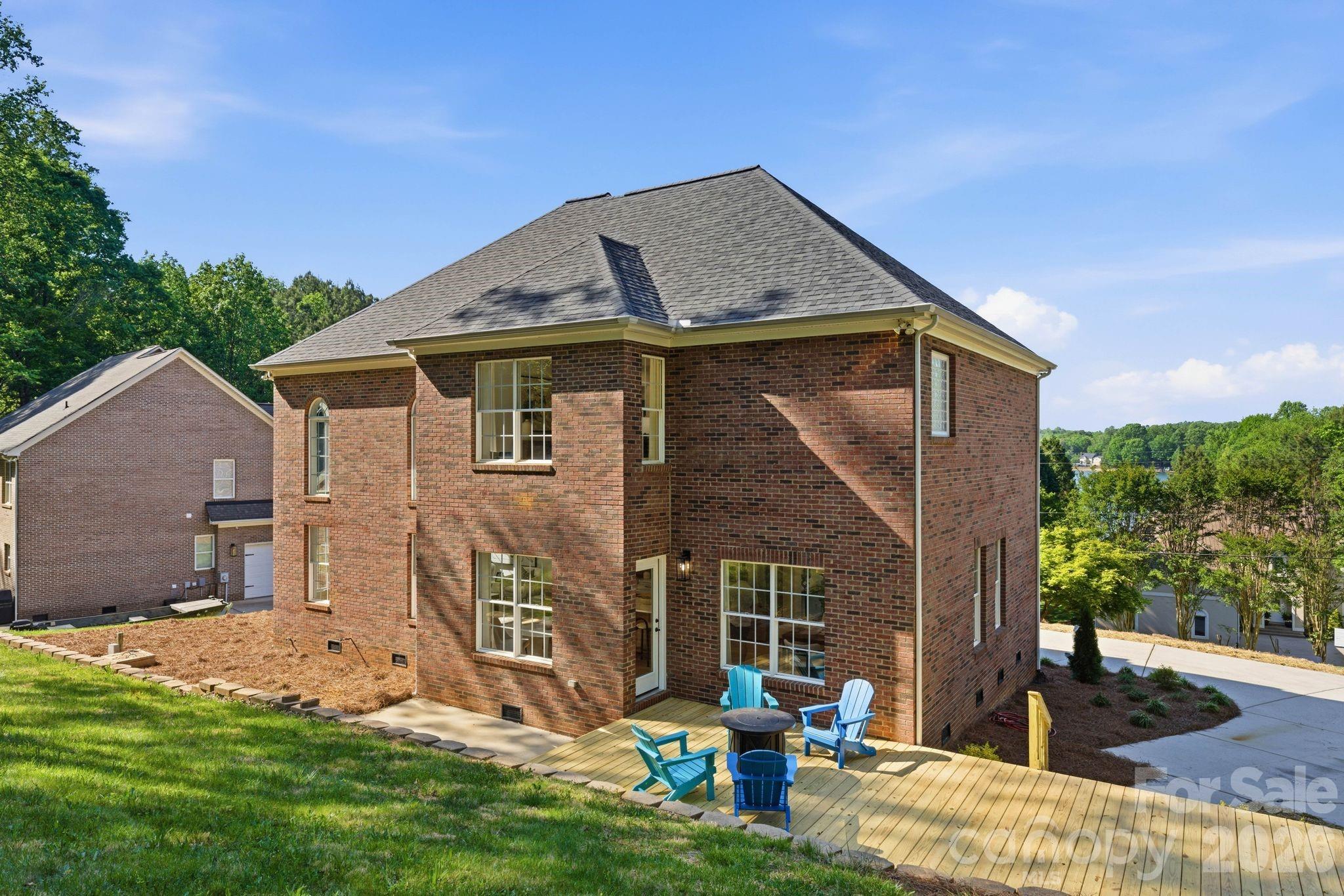 131 Normandy Road — Mooresville