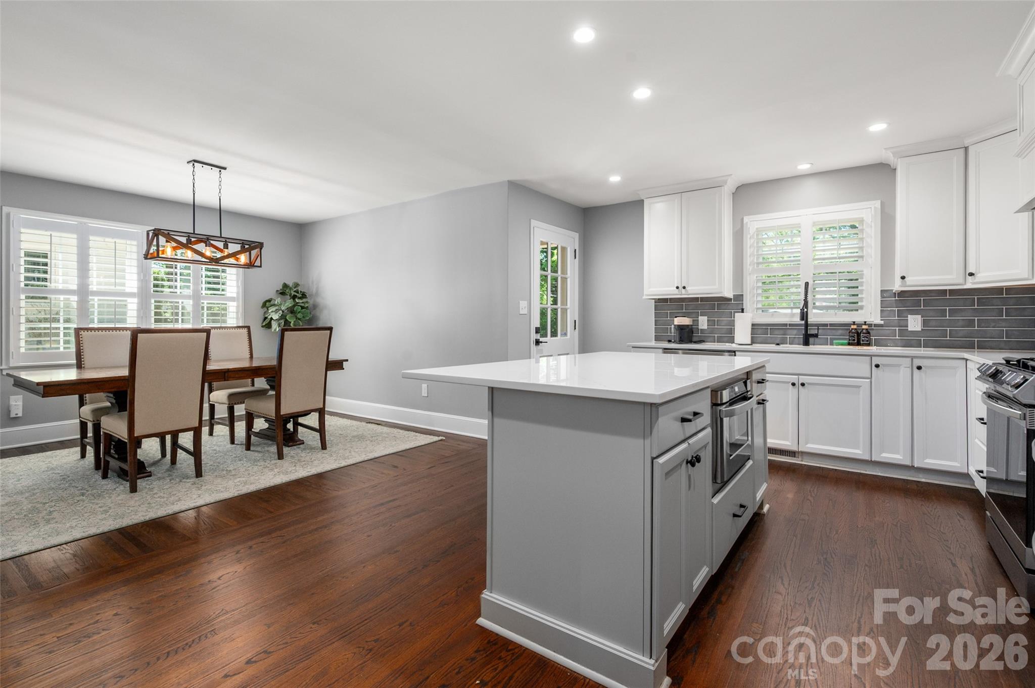651 Sandridge Road — Charlotte
