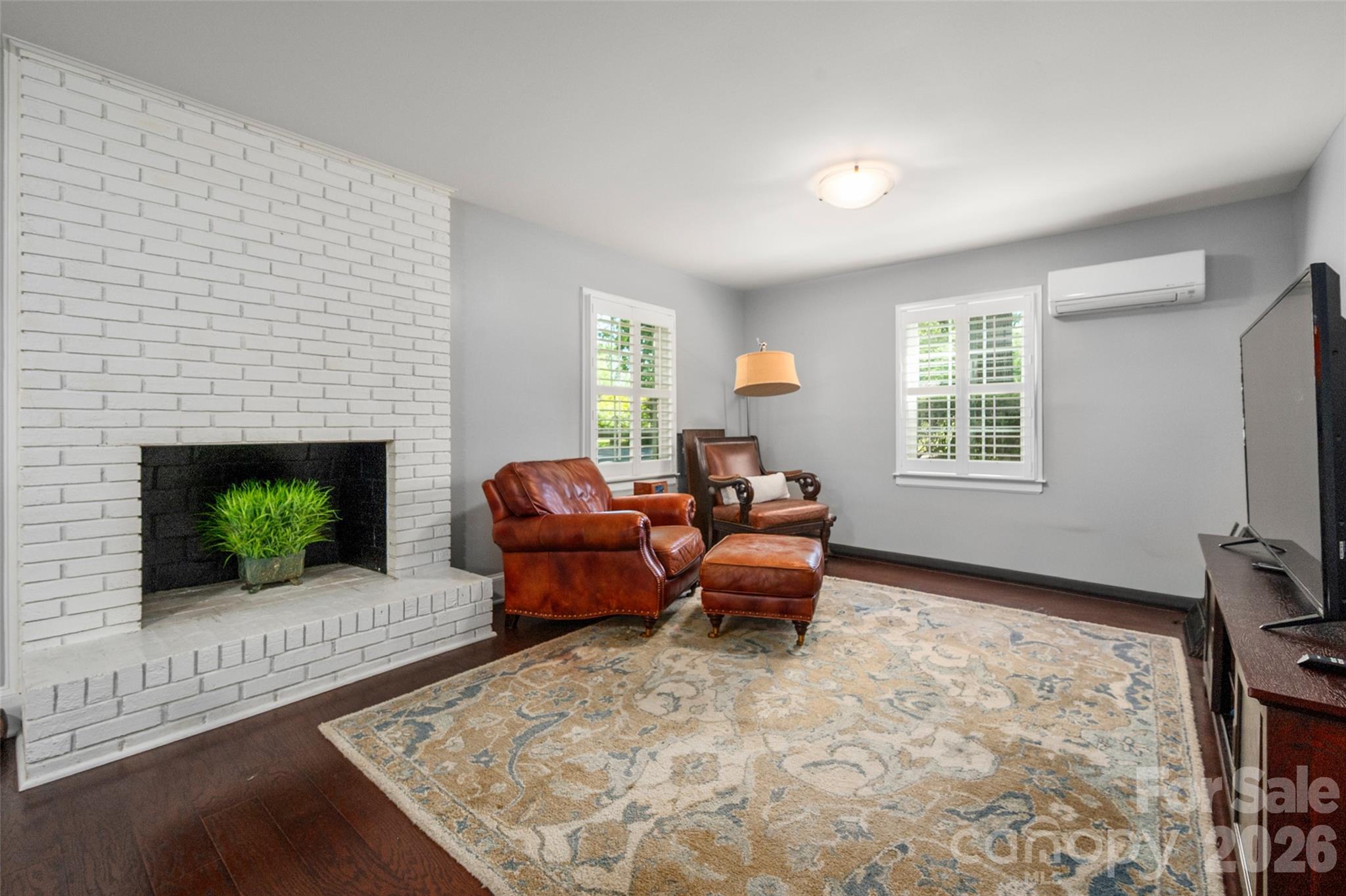651 Sandridge Road — Charlotte
