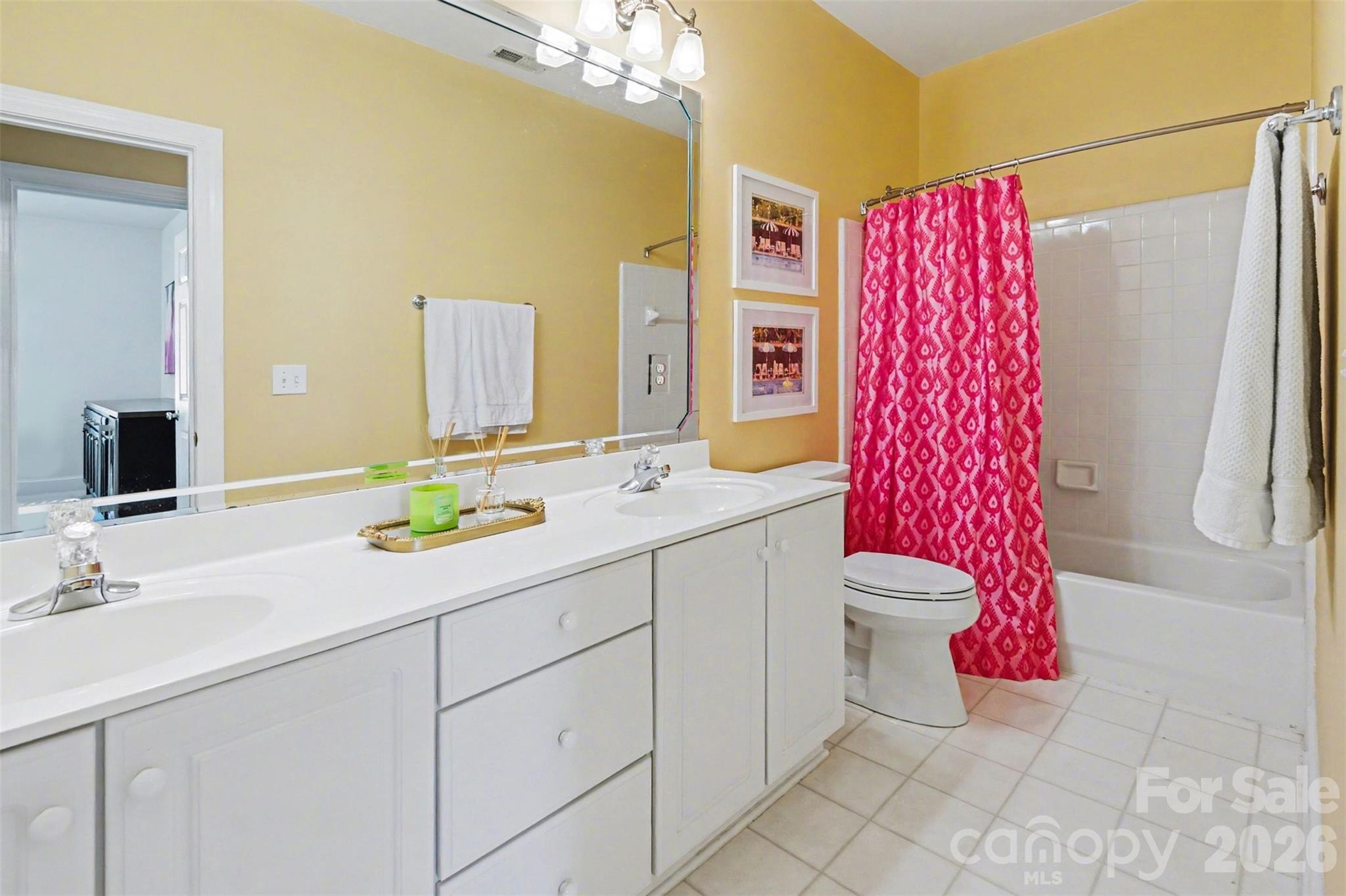 6739 Red Maple Drive — Charlotte