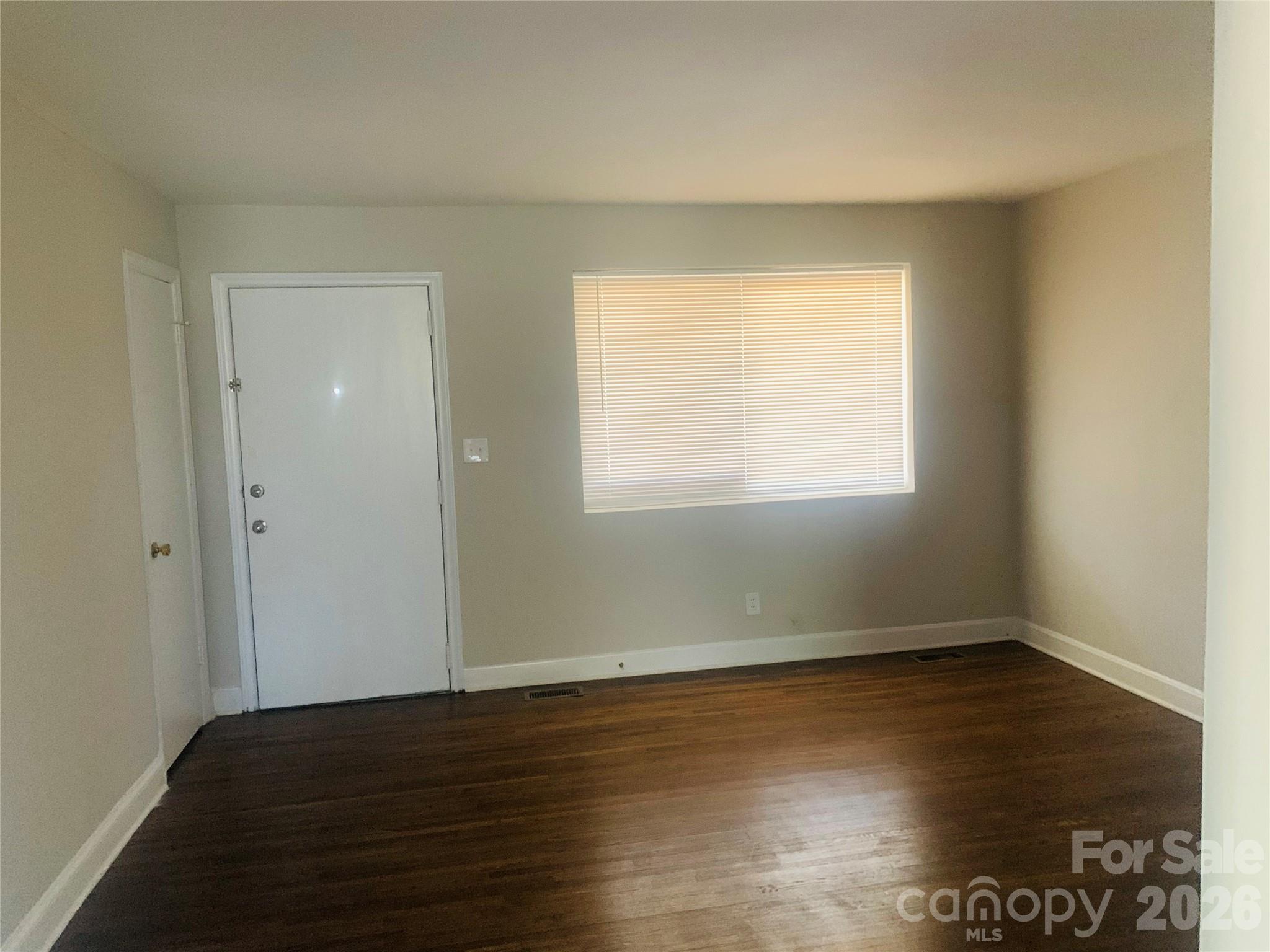 1211 Campus Street — Charlotte