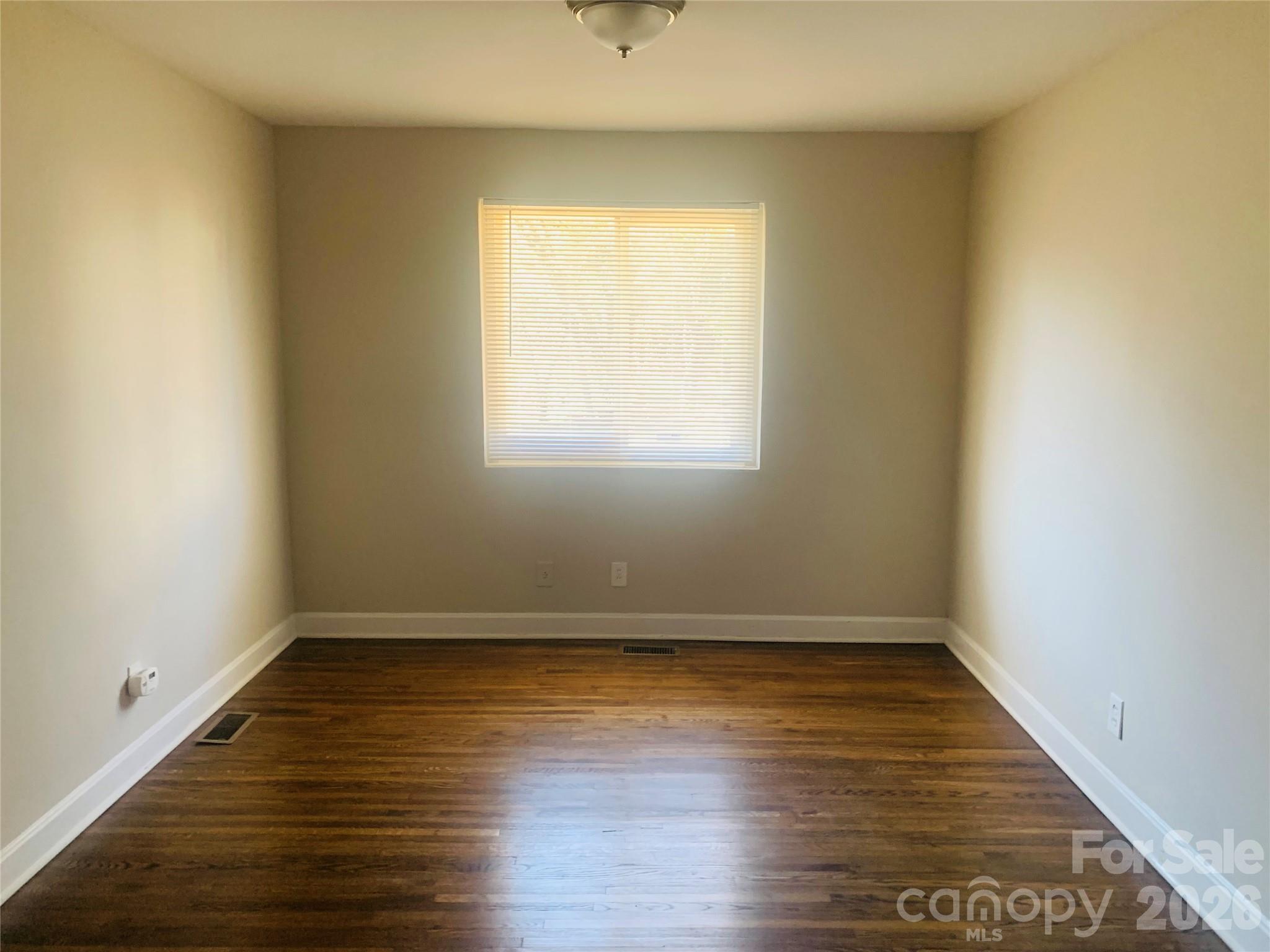 1211 Campus Street — Charlotte