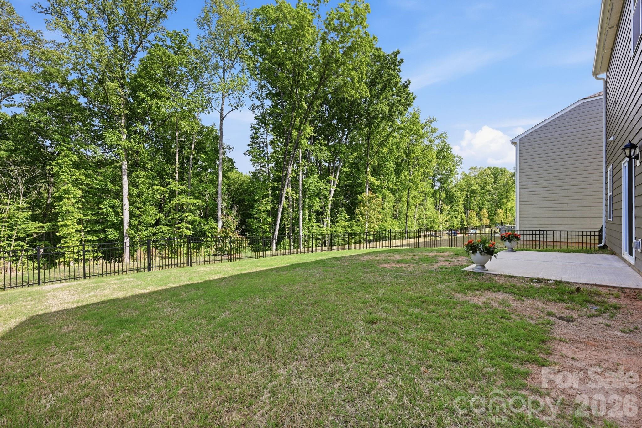 150 Scotsway Court — Troutman