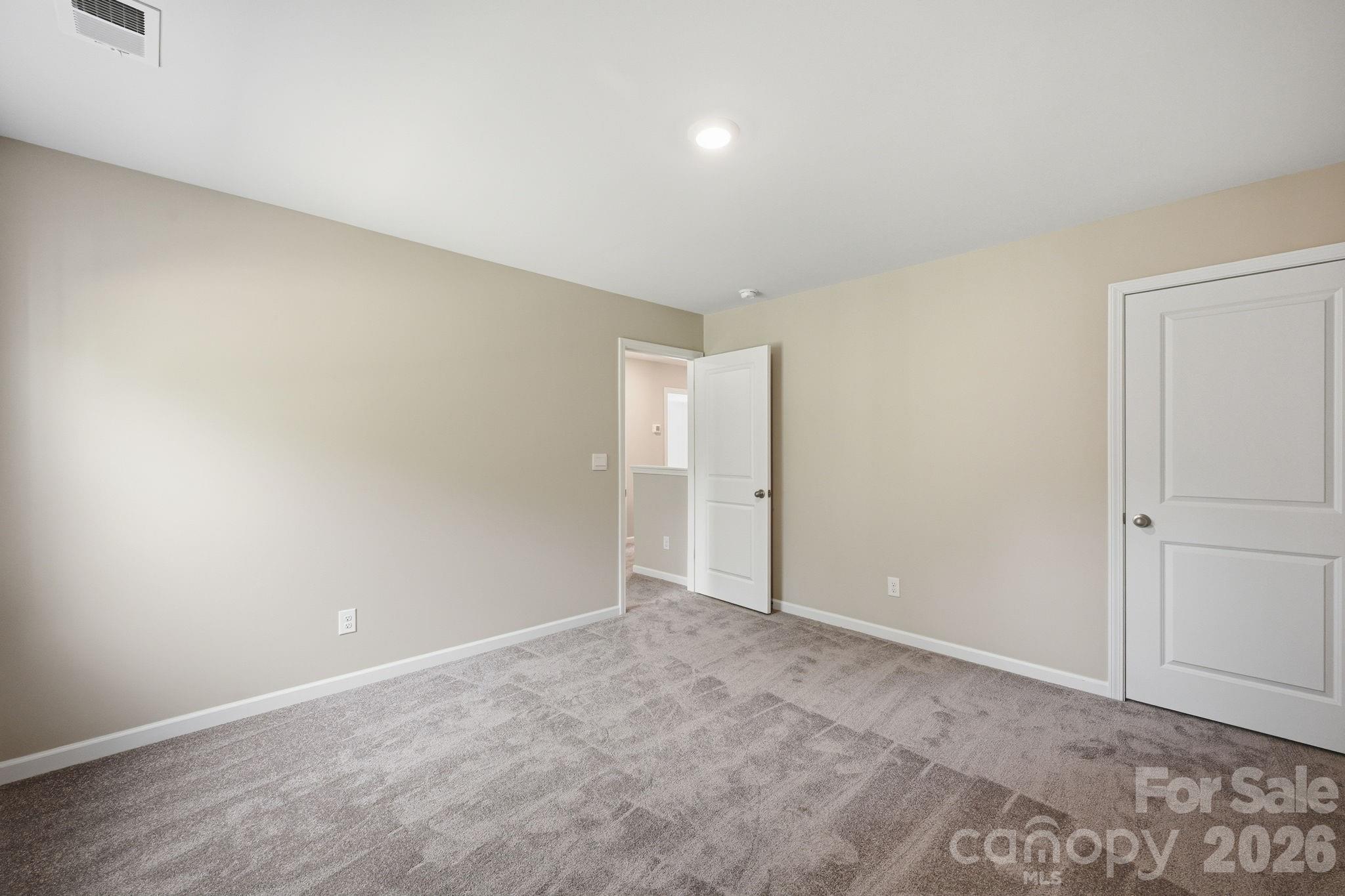 150 Scotsway Court — Troutman