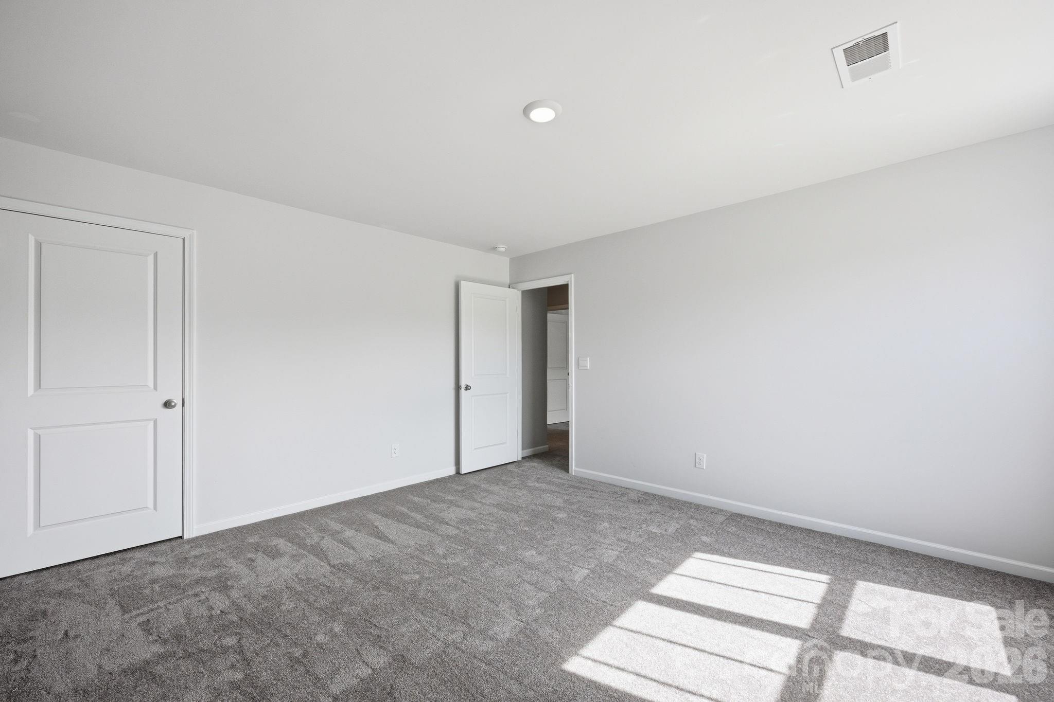 150 Scotsway Court — Troutman