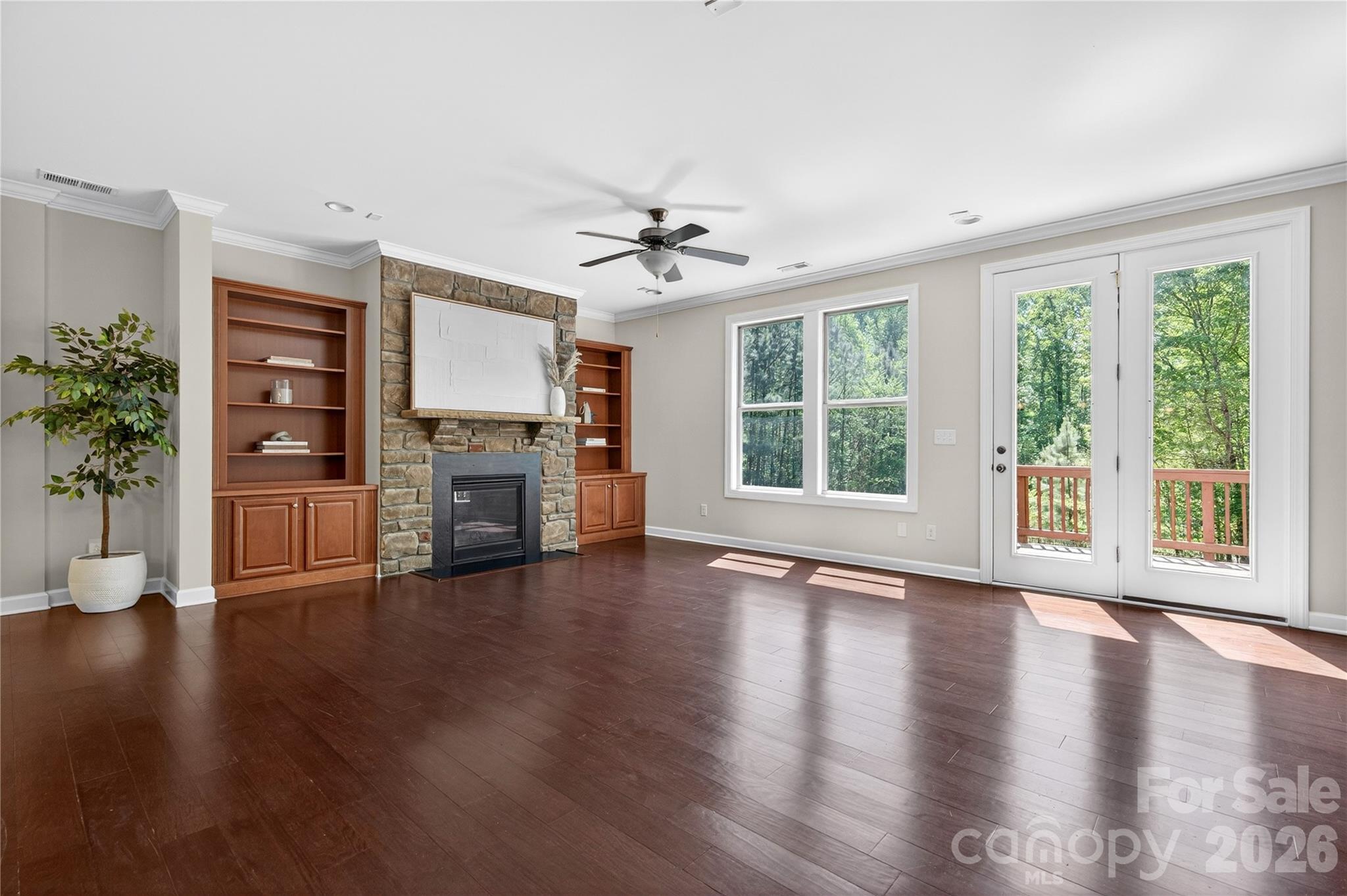 185 Belfry Loop — Mooresville