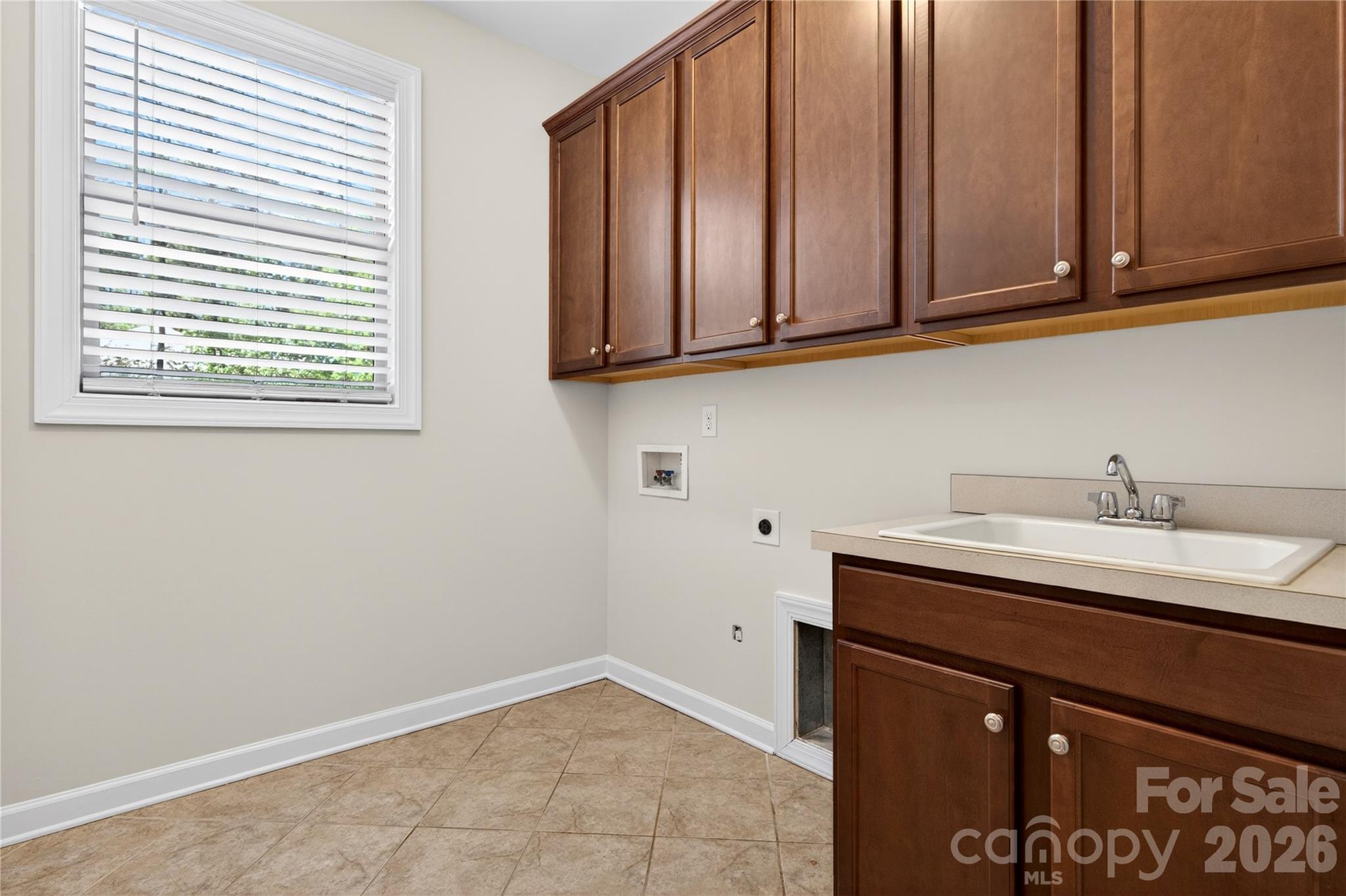 185 Belfry Loop — Mooresville
