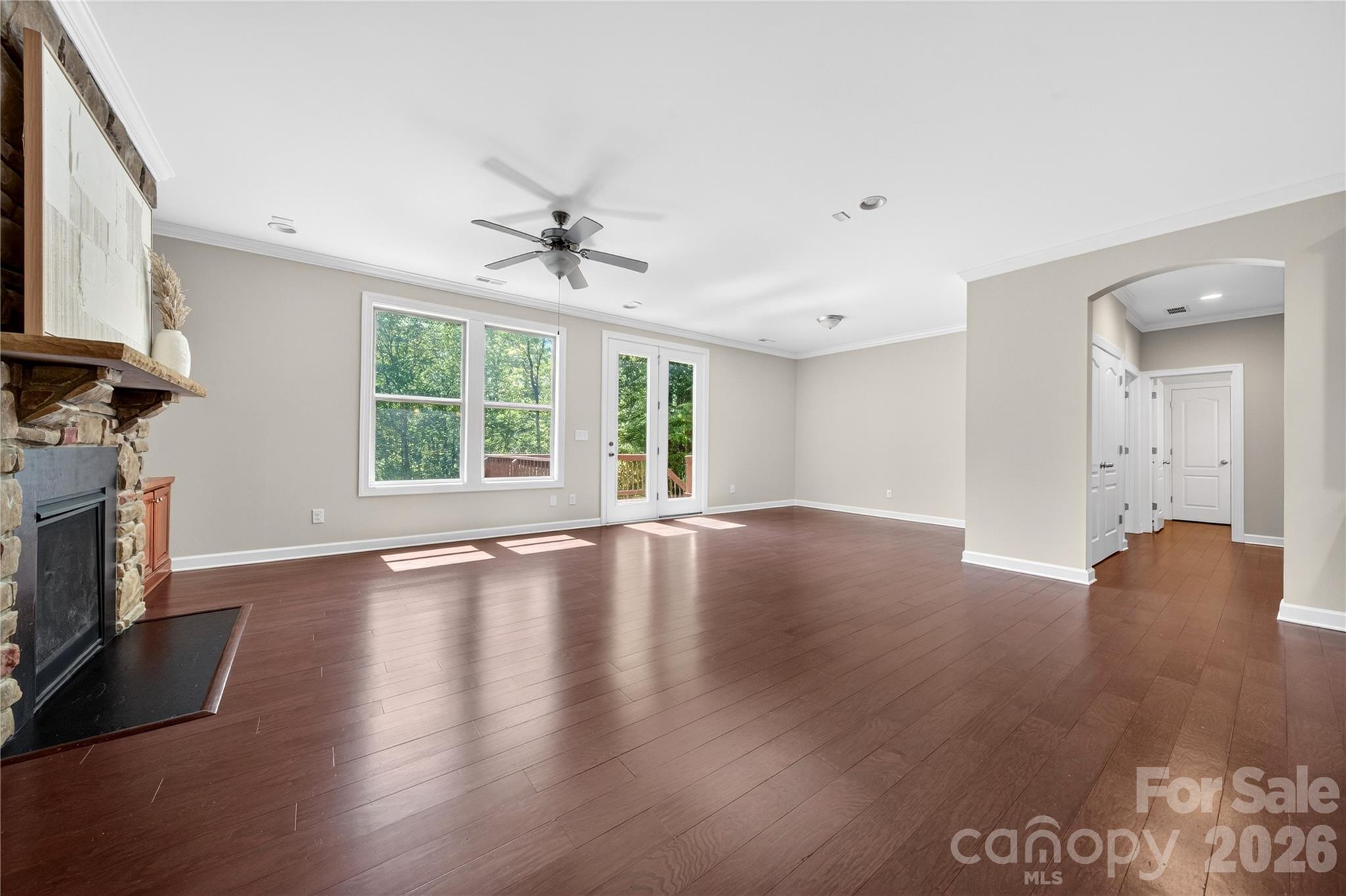 185 Belfry Loop — Mooresville