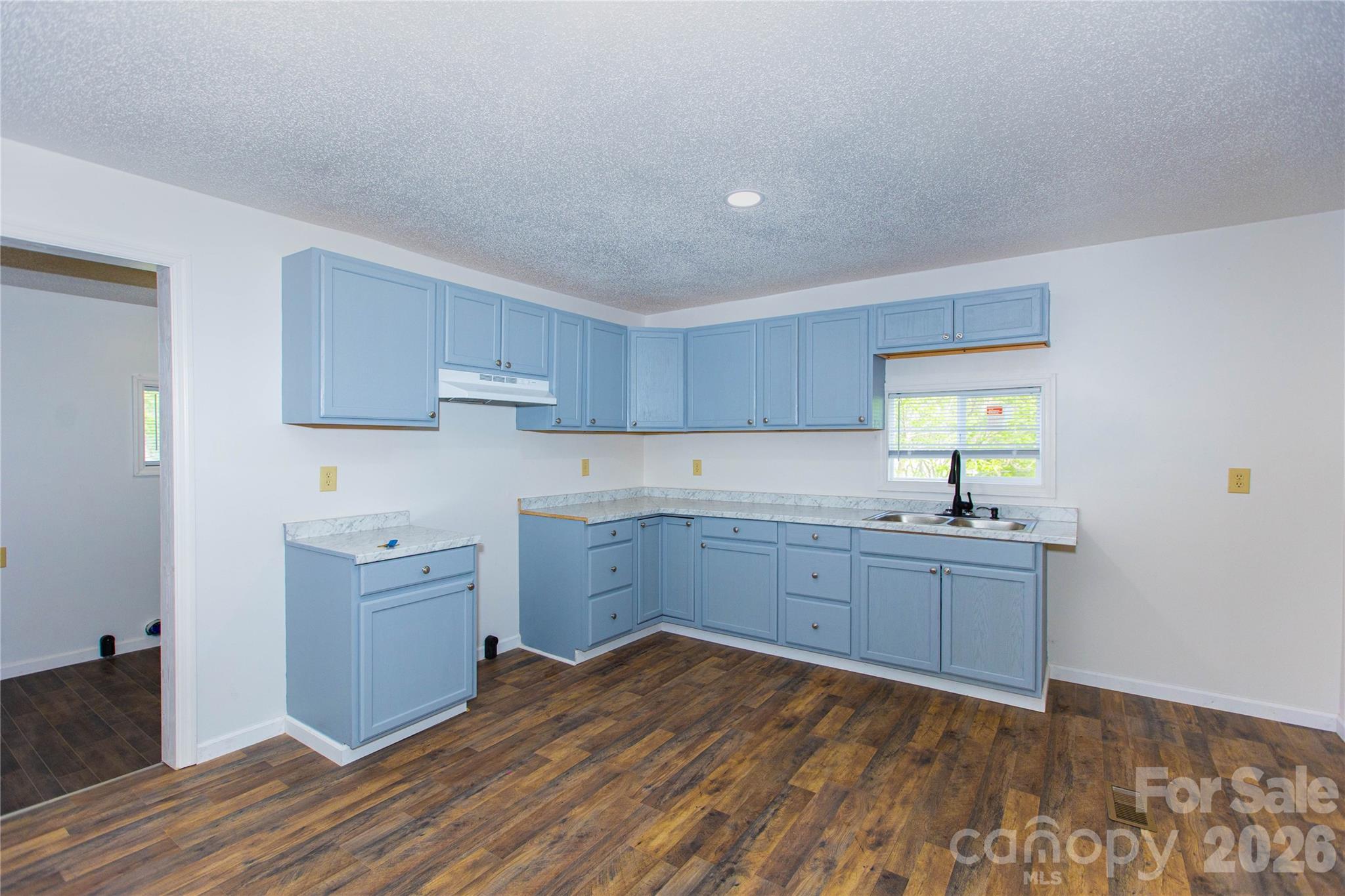 281 Glenwood Drive — Marion