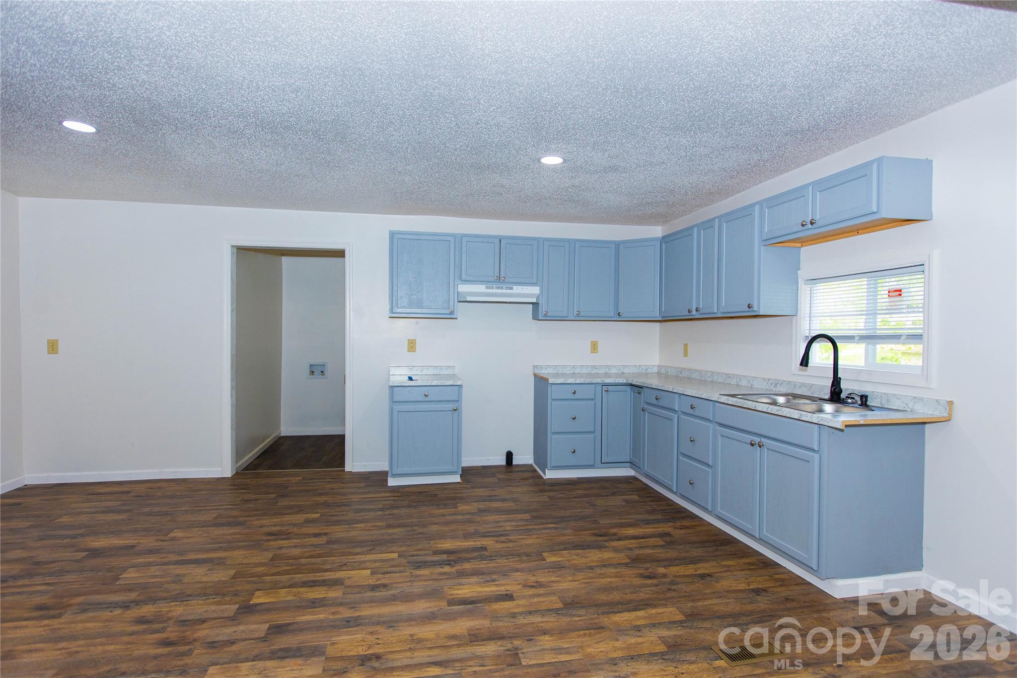 281 Glenwood Drive — Marion