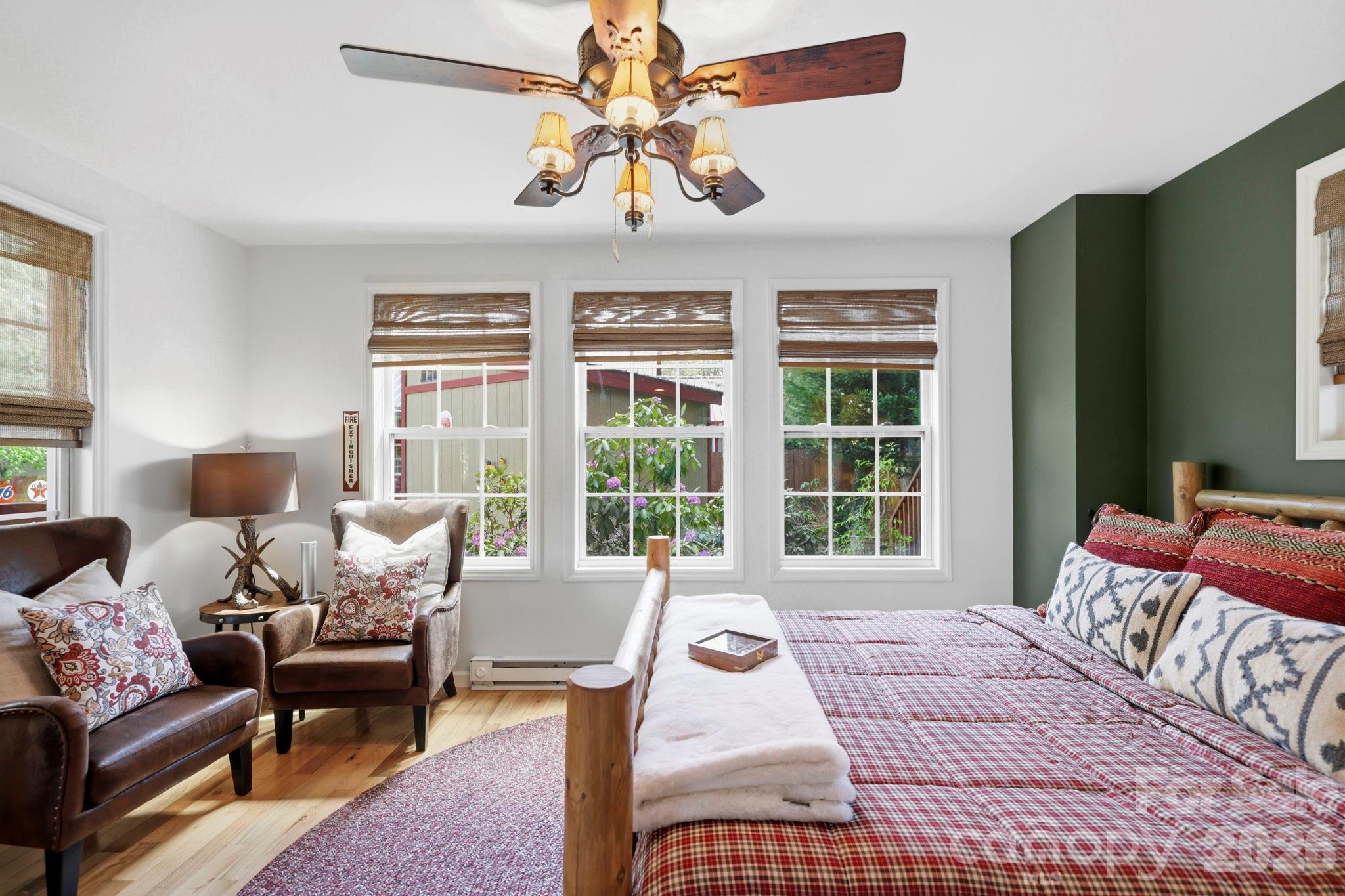 107 5th Street — Black Mountain