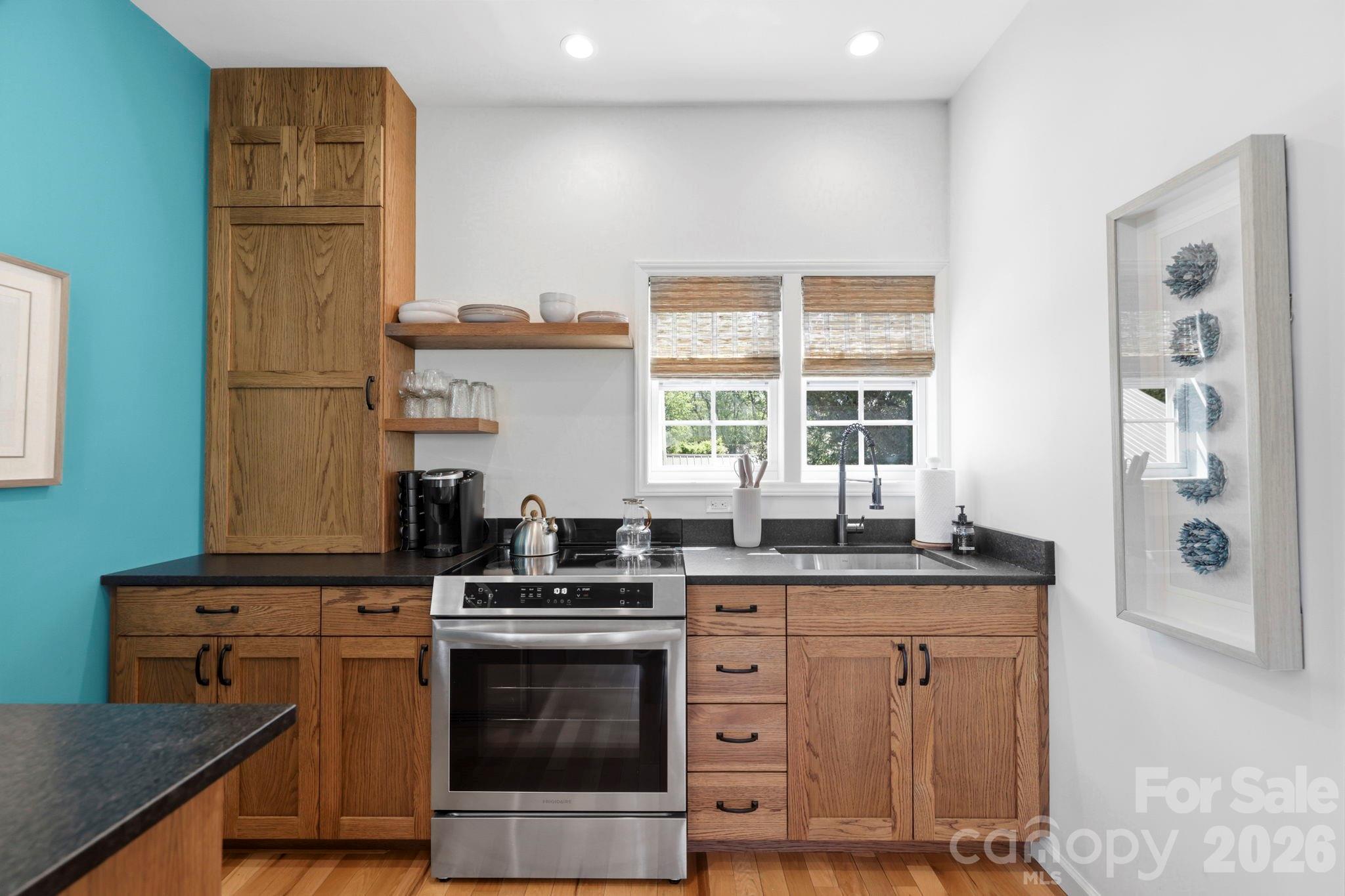 107 5th Street — Black Mountain