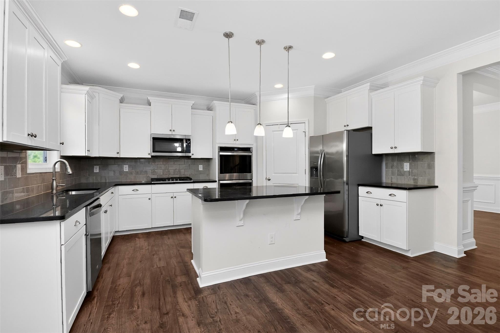 1212 Englewood Drive — Lake Wylie